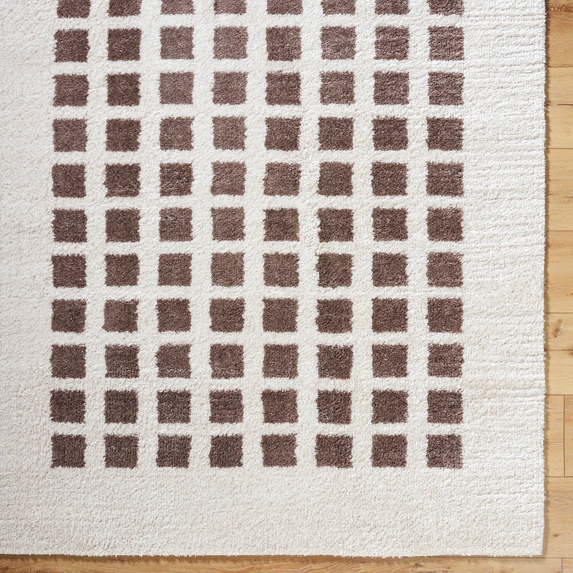 Fossay Shag FSG-2318 Rug by Livabliss. Made from polyester in a unique style.