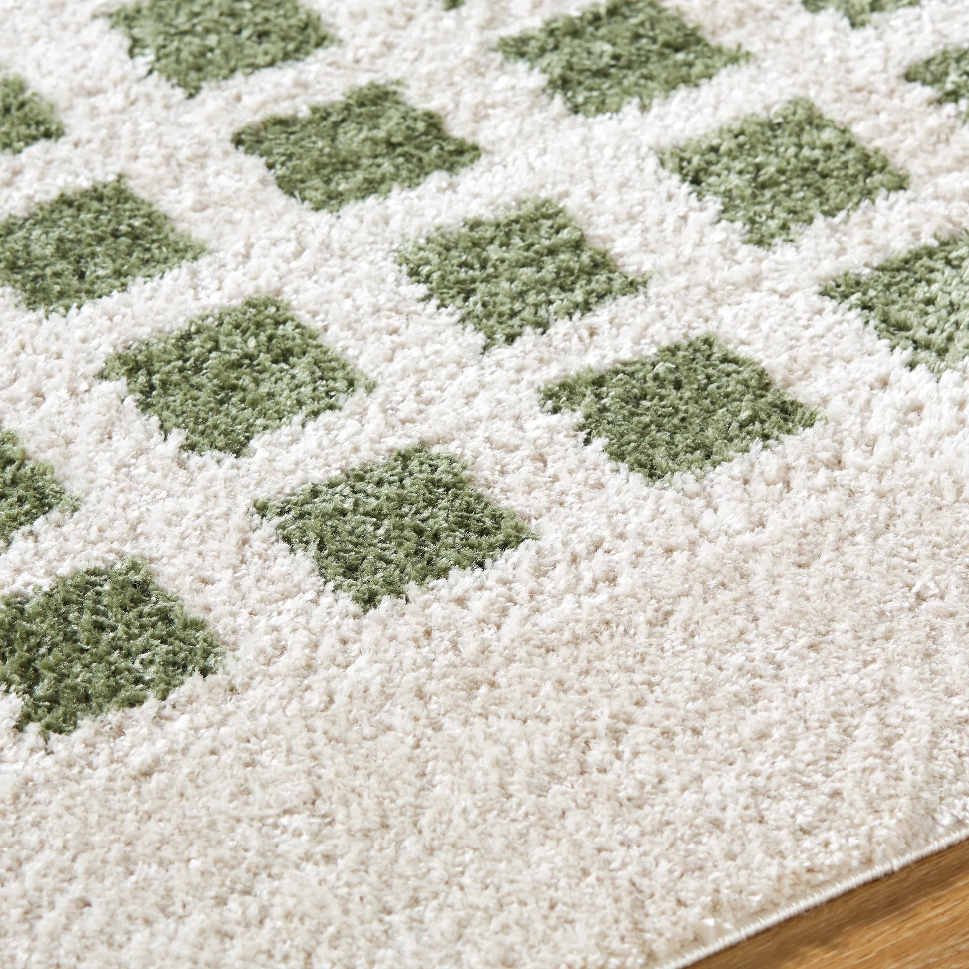 Fossay Shag FSG-2318 Rug by Livabliss. Made from polyester in a unique style.