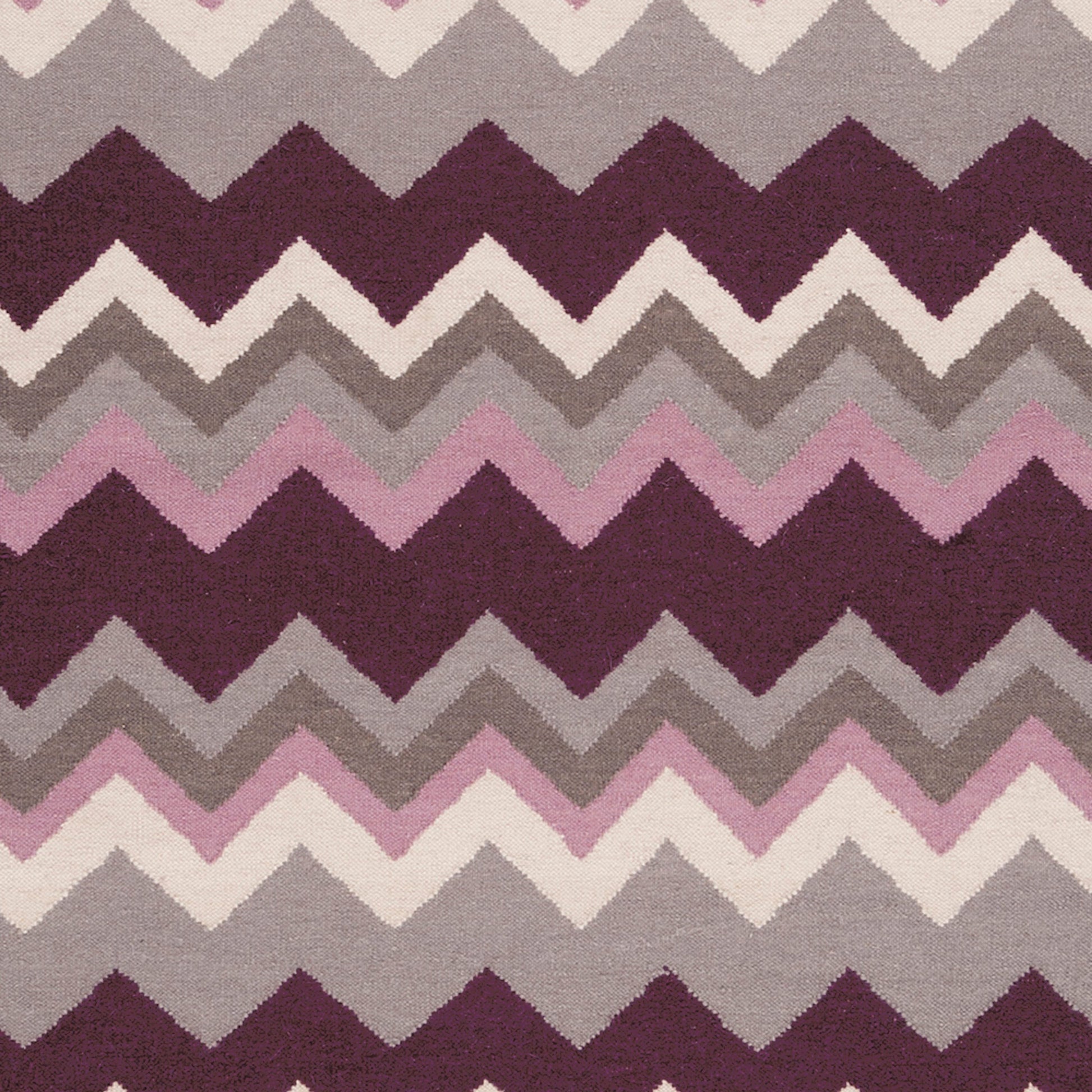 Frontier FT-599 Rug by Surya. Made from 100% wool in a unique style.