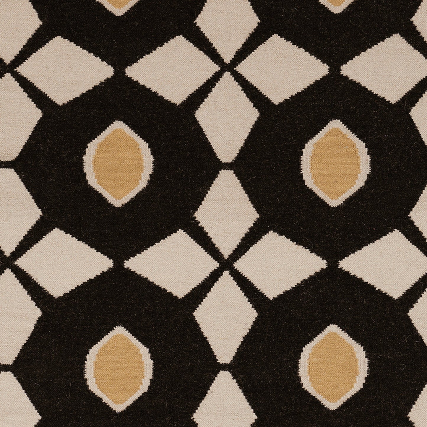 006 34808-17097,34808-3199 | Closeup | Frontier Rug - 712 by Surya. Made from 100% wool in a unique style.