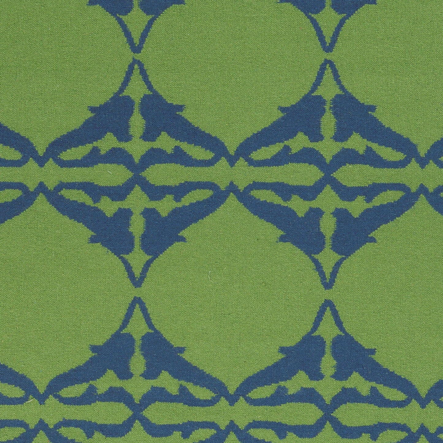 005 44955-3195,44955-3196 | Closeup | Frontier Rug - 784 by Surya. Made from 100% wool in a unique style.