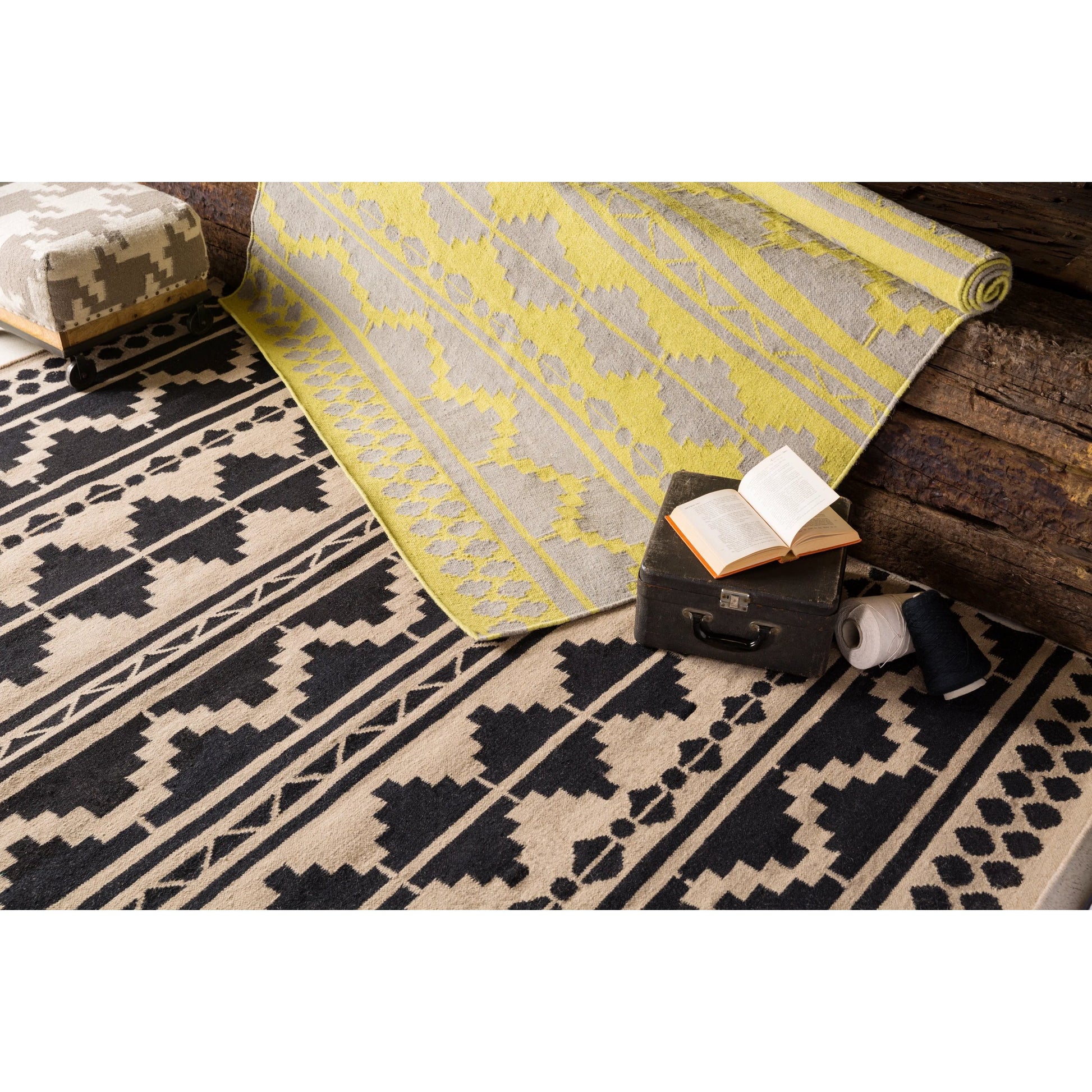 Frontier Rug - 789 by Surya. Made from 100% wool in a unique style.