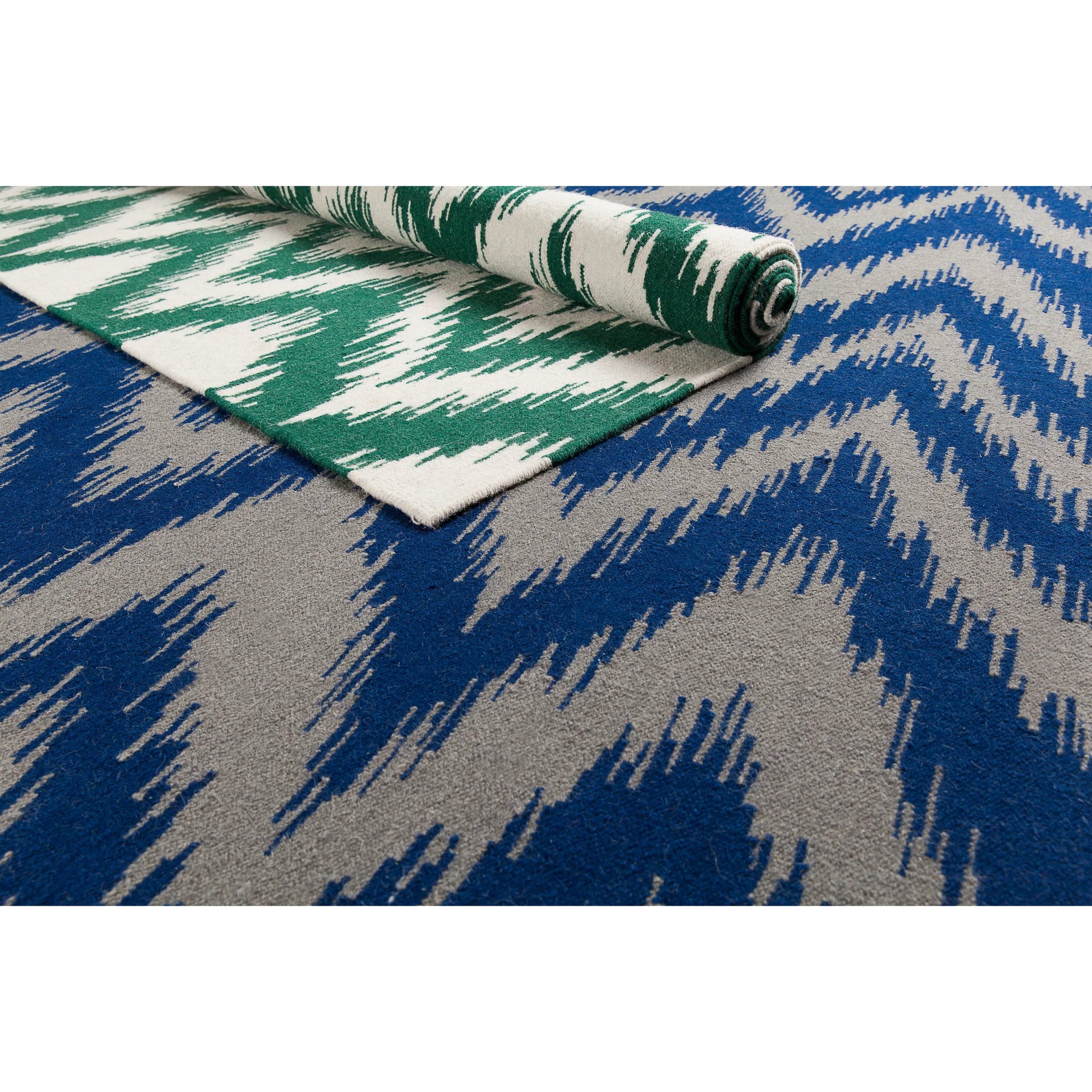 Frontier Rug - 791 by Surya. Made from 100% wool in a unique style.