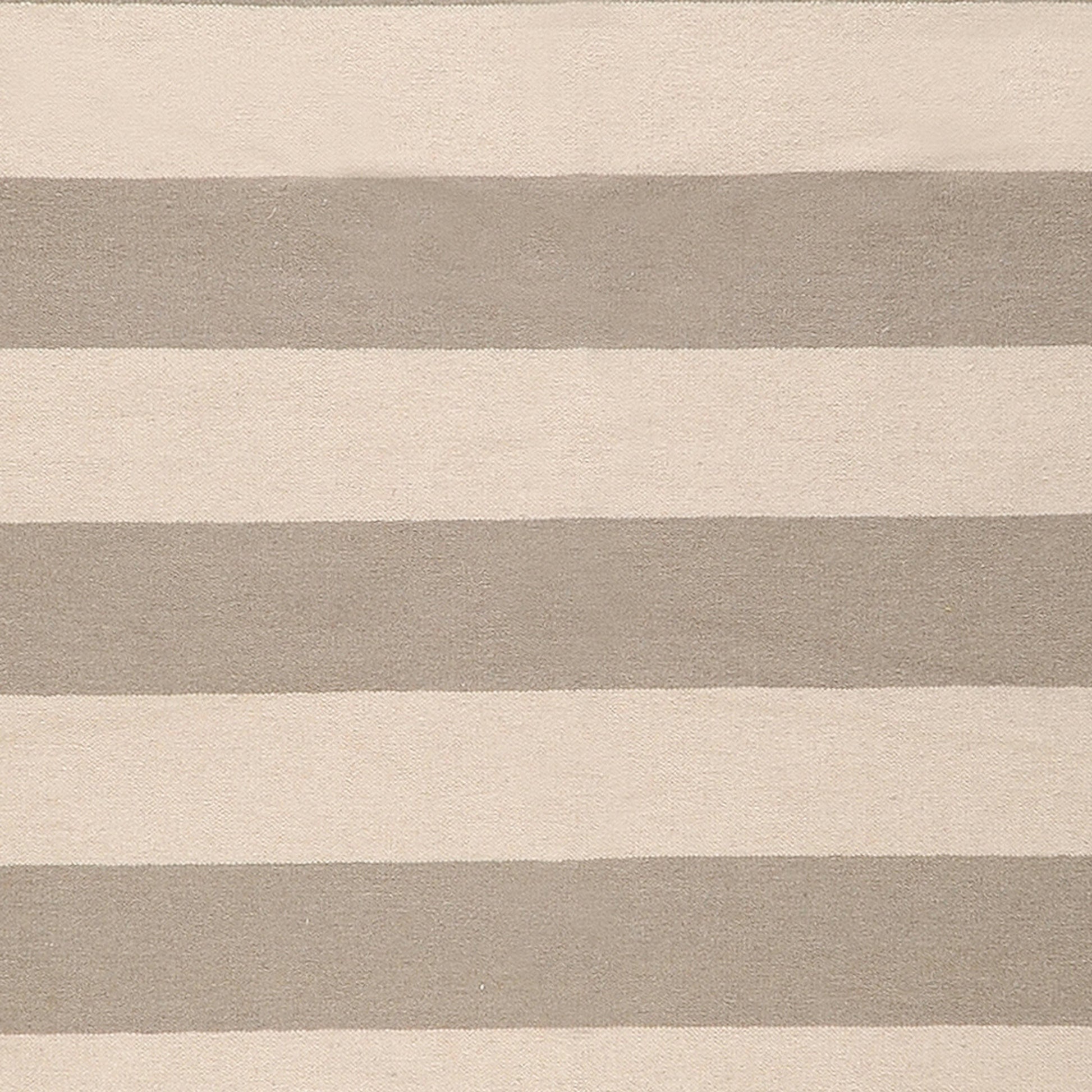 Frontier FT-50 Rug by Surya. Made from 100% wool in a unique style.