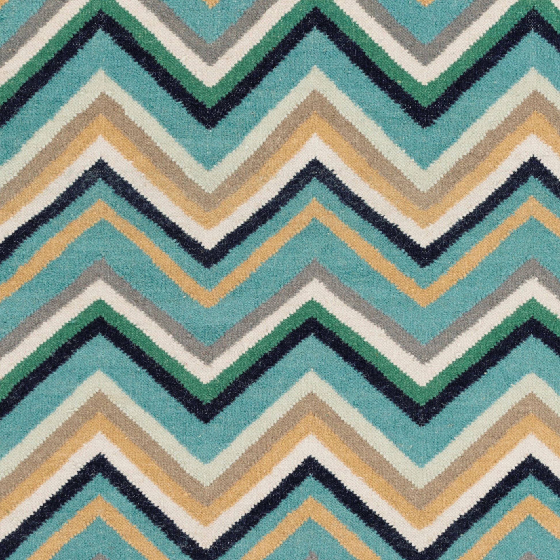 Frontier FT-593 Rug by Surya. Made from 100% wool in a unique style.