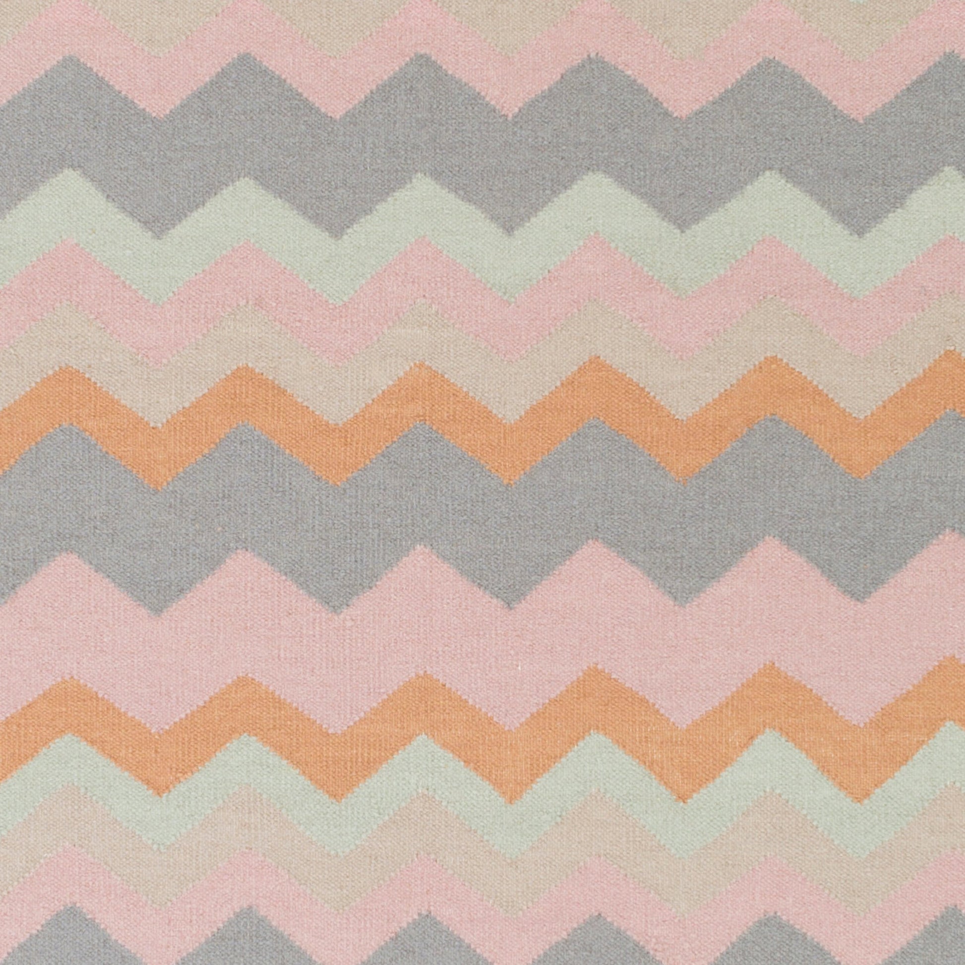 Frontier FT-599 Rug by Surya. Made from 100% wool in a unique style.