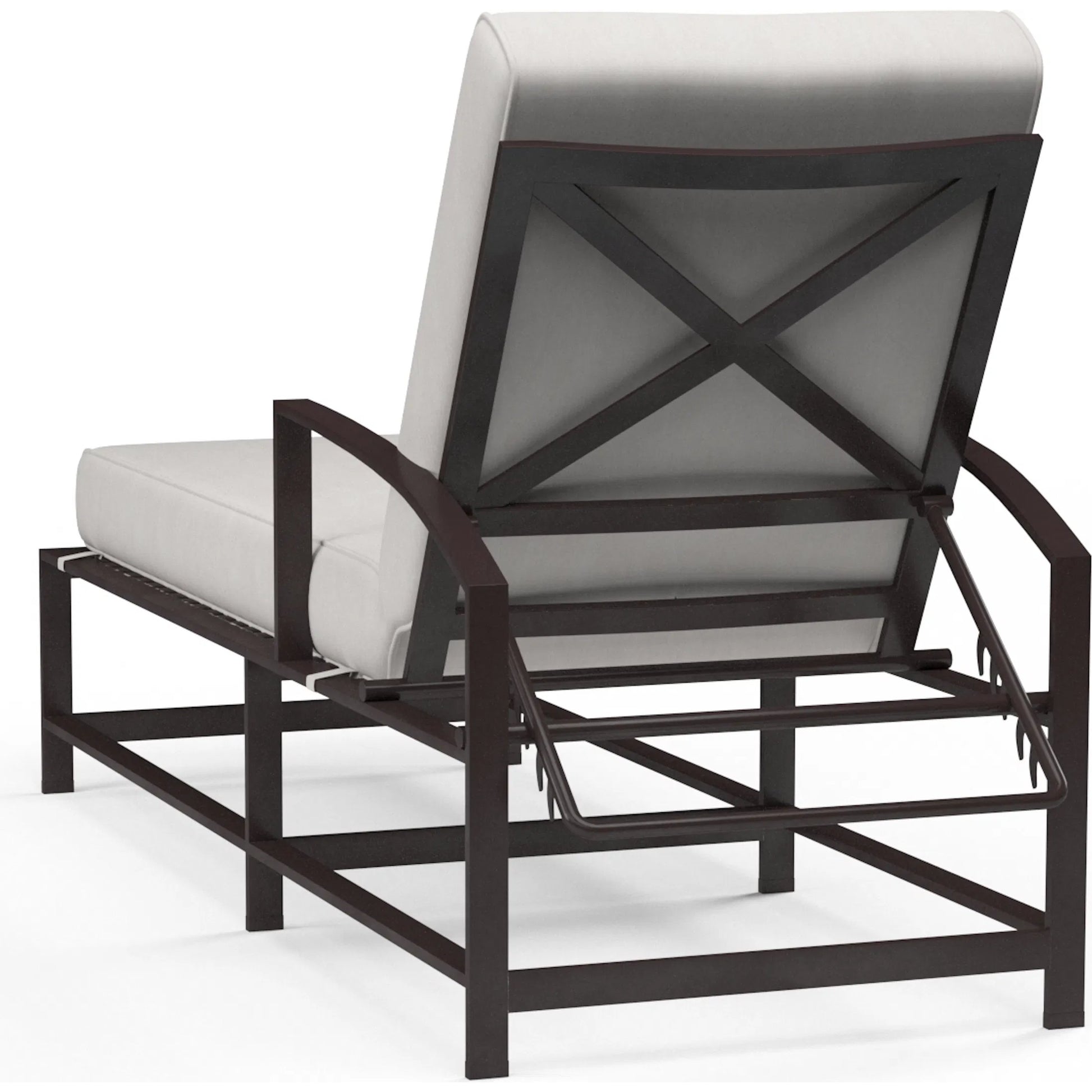 La Outdoor Jolla Chaise by Sunset West in espresso. Made from aluminum in a modern style.