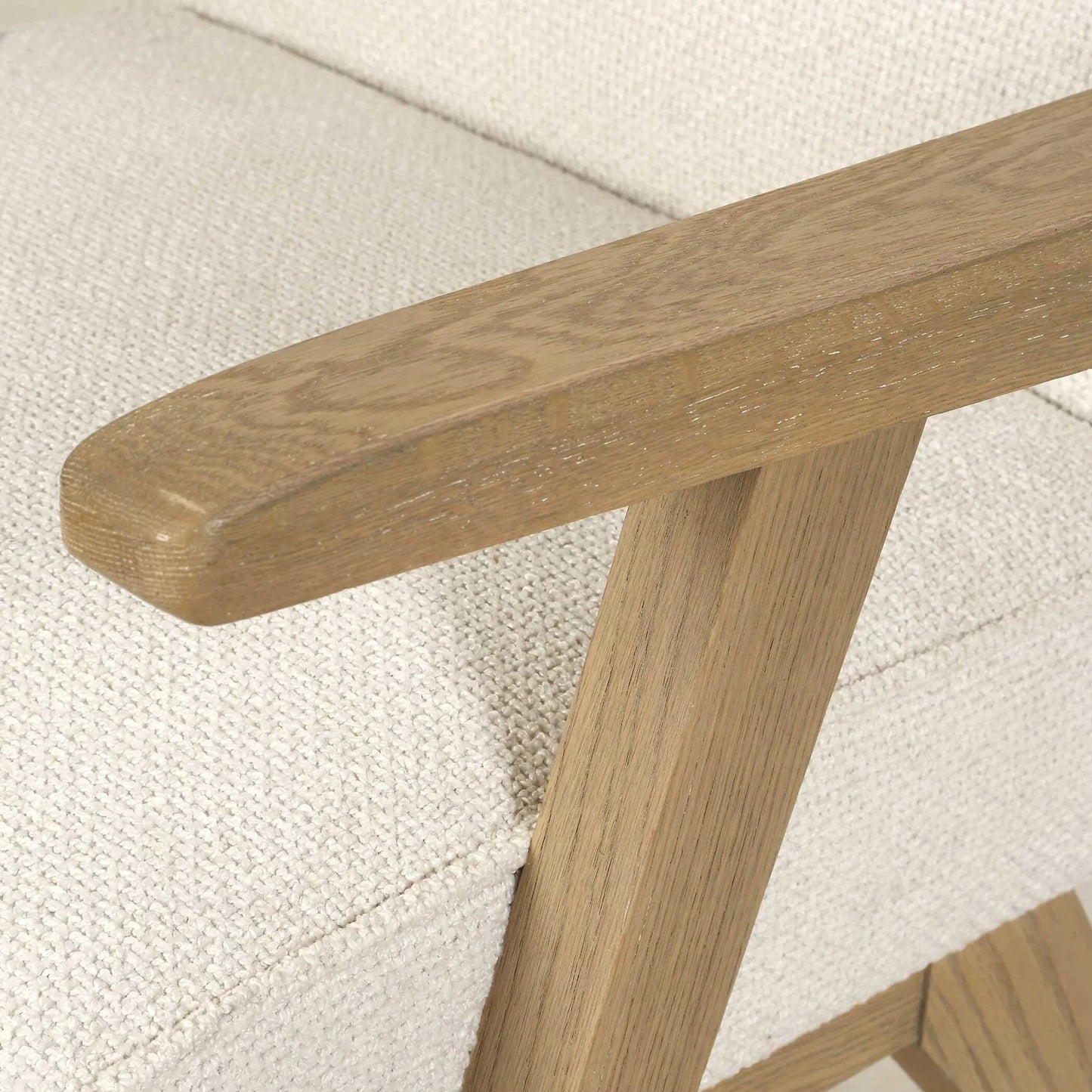008 SI-2386653 | Unknown | Blakely Dining Arm Chair by Uttermost in white. Made from oak solid, plywood, foam, fabric in a unique style.