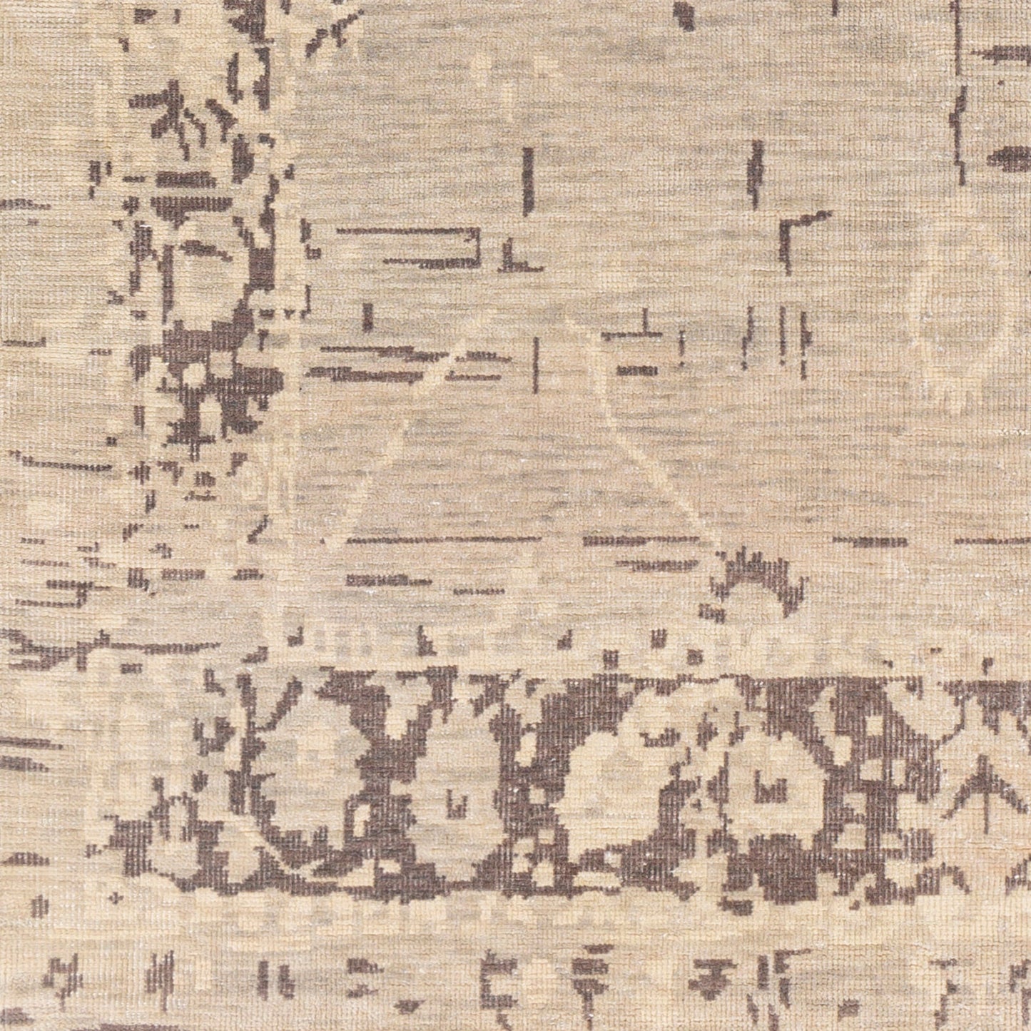004 SI-1750134,SI-1750135,SI-1914374 | Closeup | Festival Rug by Surya in medium gray, taupe, charcoal, cream. Made from unique in a traditional style.