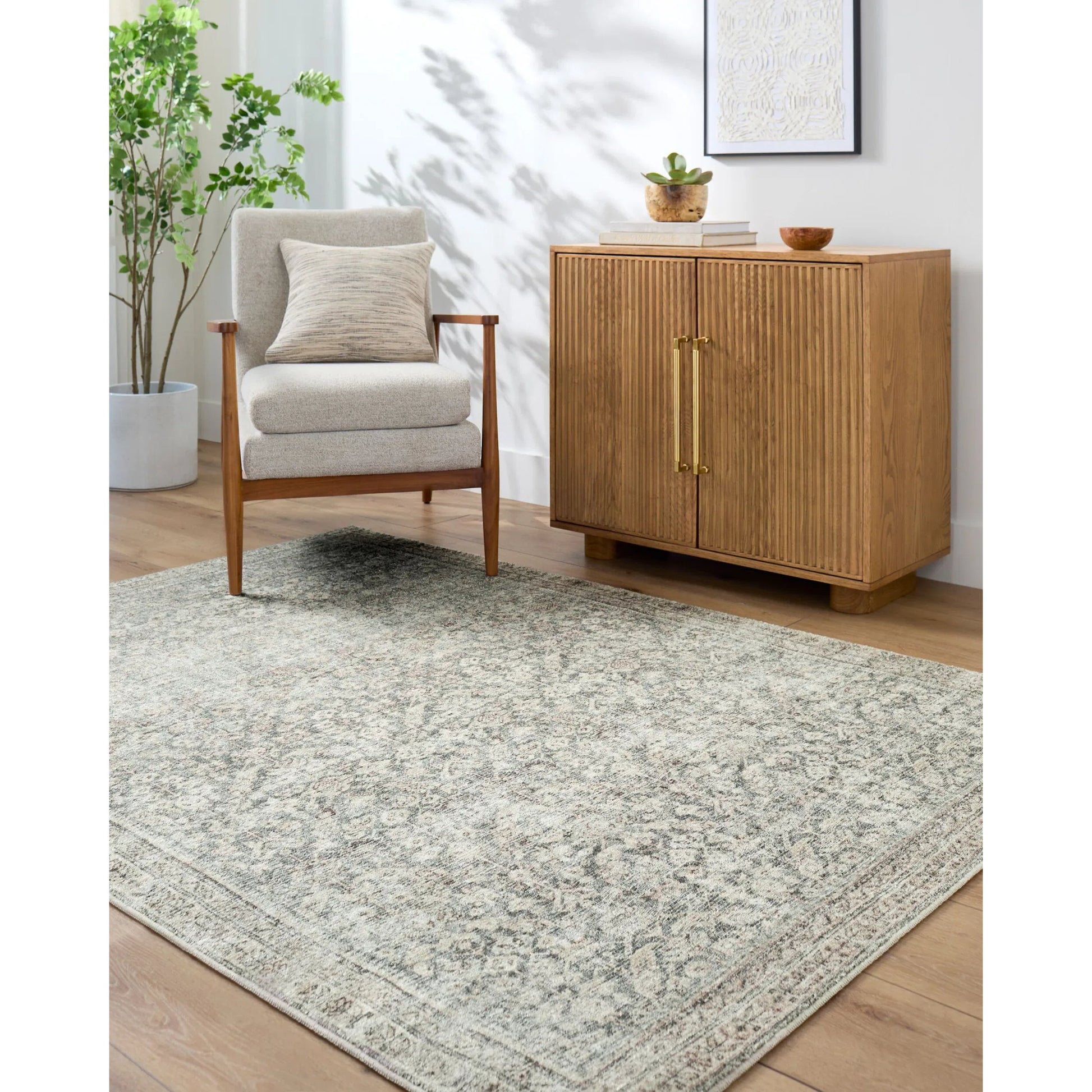 Collins Avenue GACA-2302 Rug by Galey Alix x Livabliss. Made from polyester in a unique style.