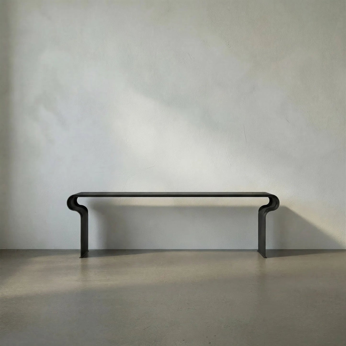 010 SI-2130203 | Lifestyle | Jabali Bench by Noir in matte black. Made from industrial steel and glass in a modern style.