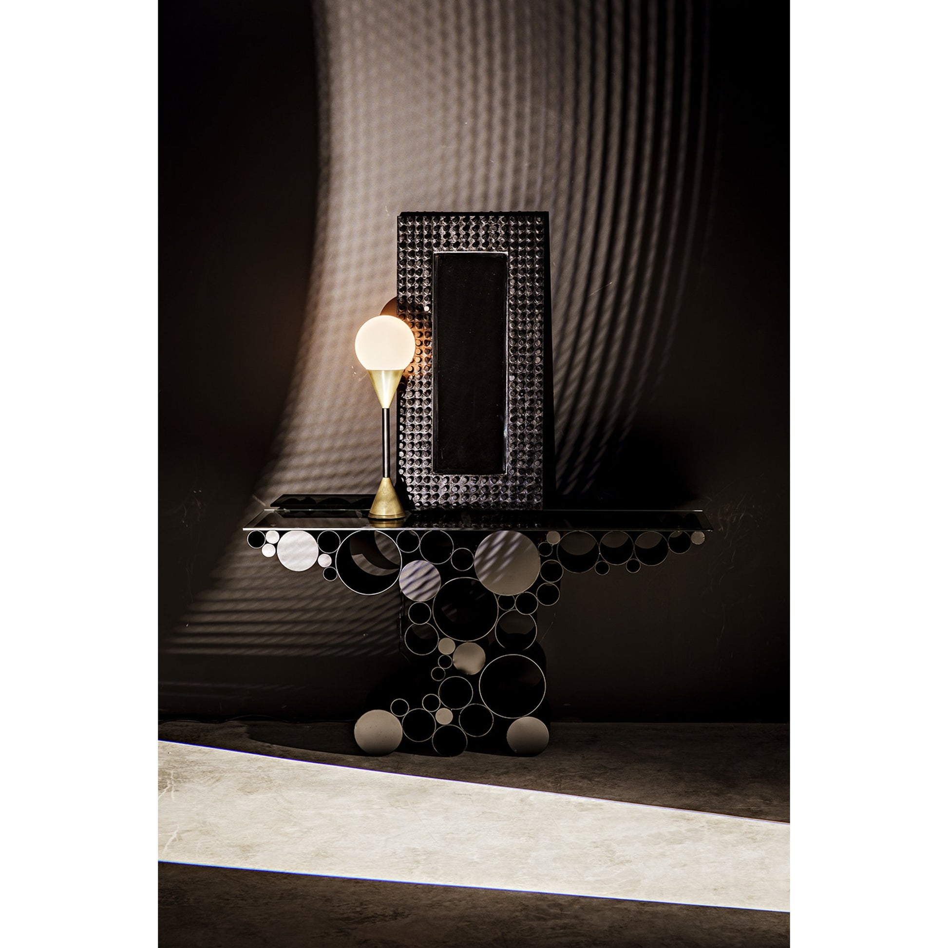 Paradox Console by Noir in black metal. Made from metal in a modern style.