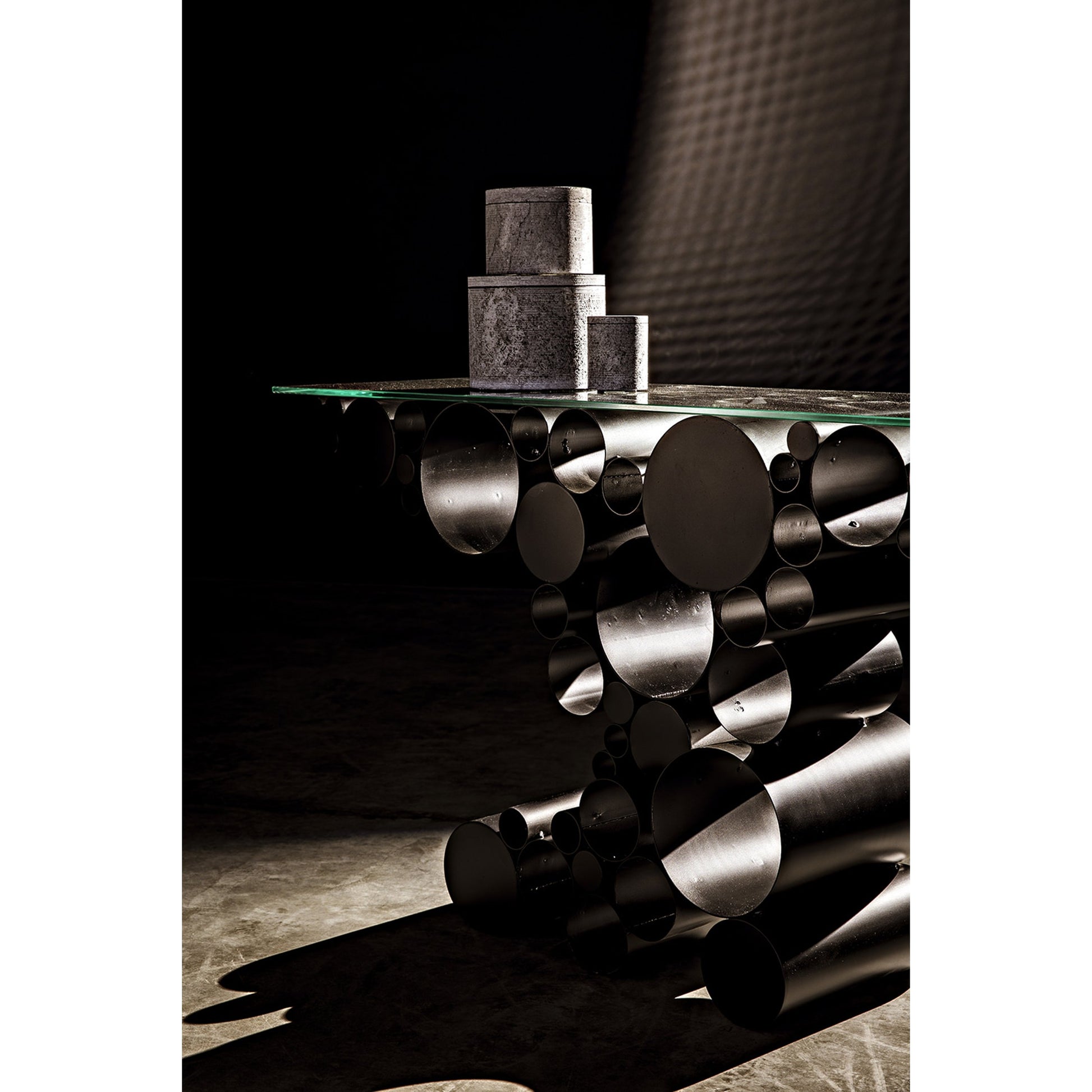 Paradox Console by Noir in black metal. Made from metal in a modern style.