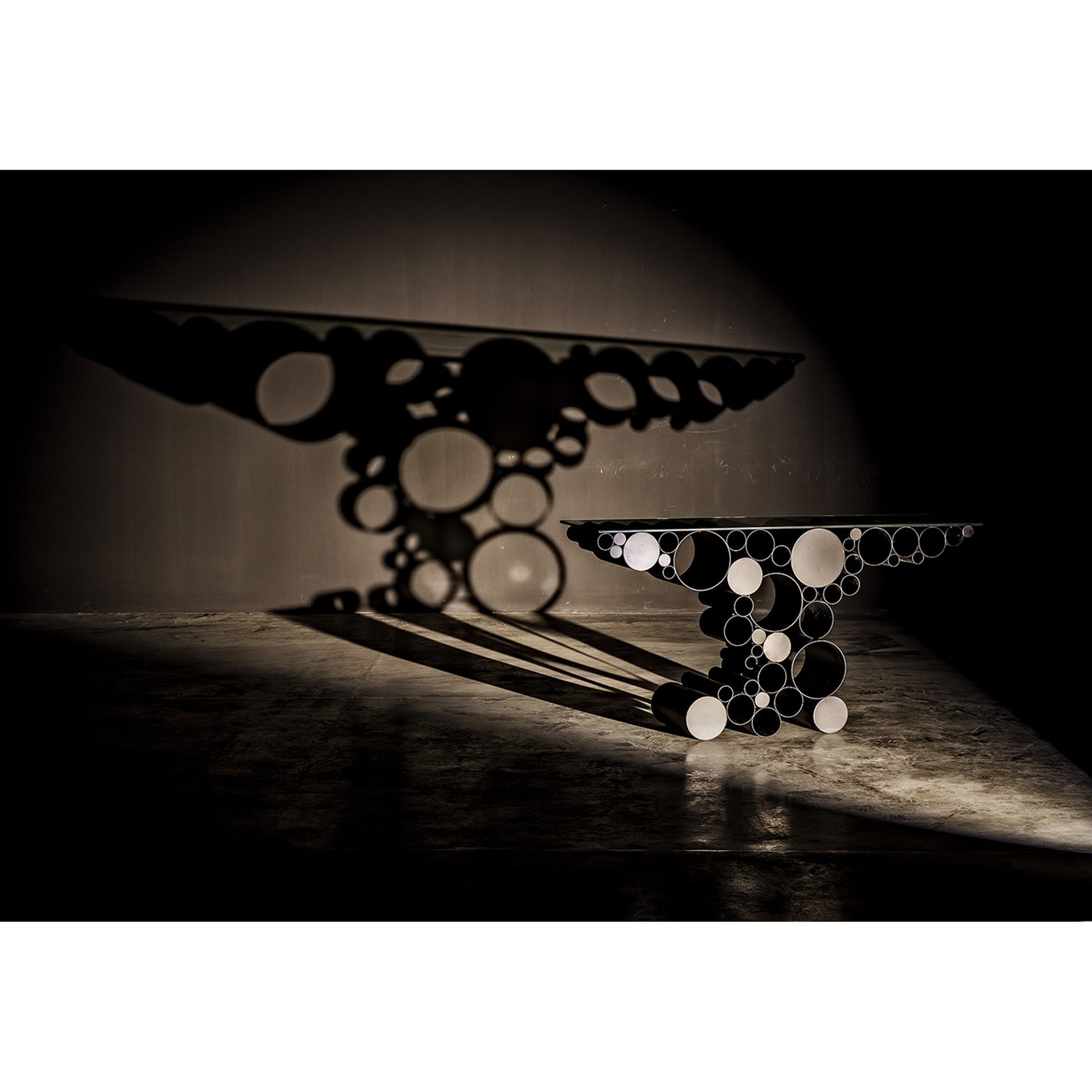 Paradox Console by Noir in black metal. Made from metal in a modern style.