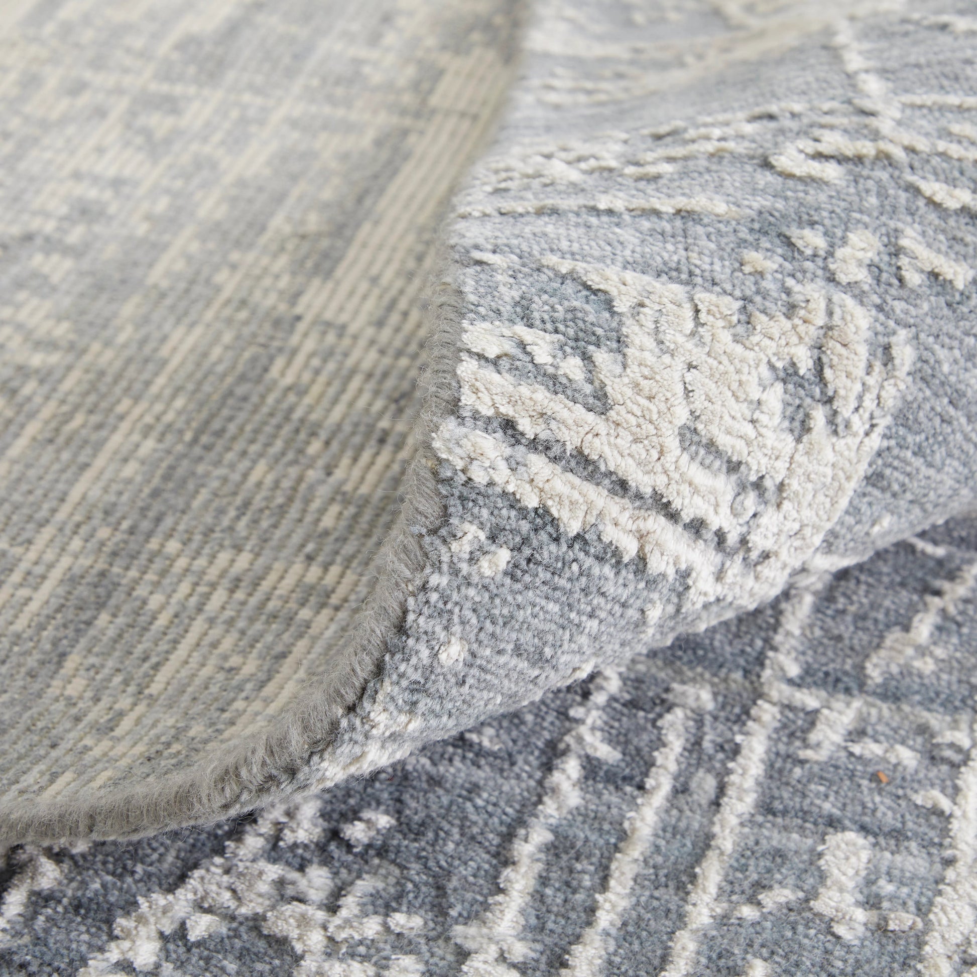 Eastfield Rug - 69A0F by Feizy in gray. Made from wool, viscose in a unique style.