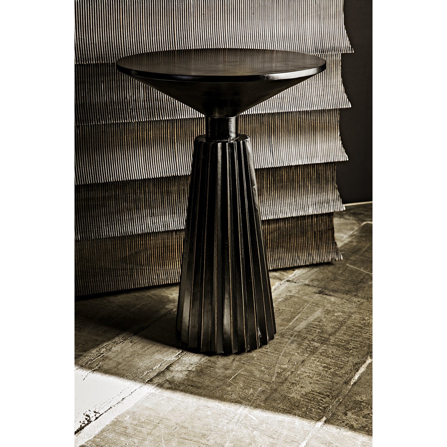 014 SI-2635190 | Unknown | Ava Dresser by Noir. Made from mahogany, veneer in a eclectic & global style.