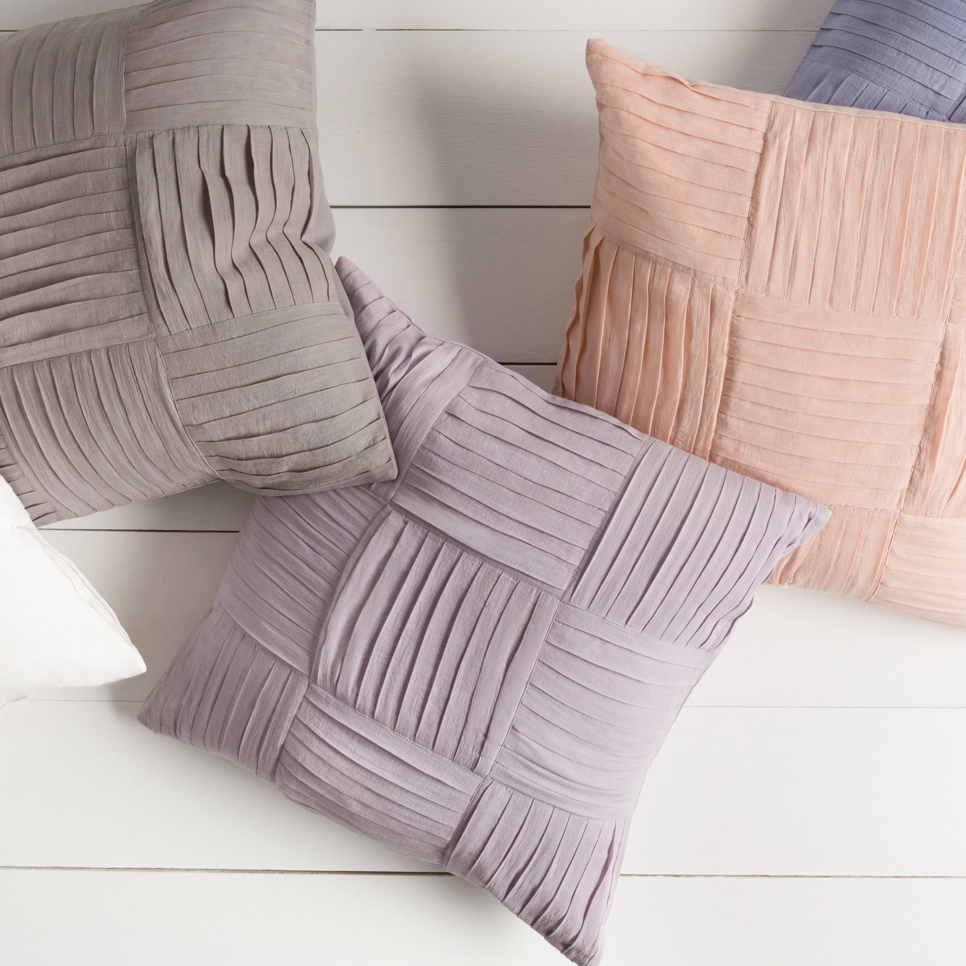 Gilmore Pillow - 23059 by Surya. Made from 100% cotton in a modern style.