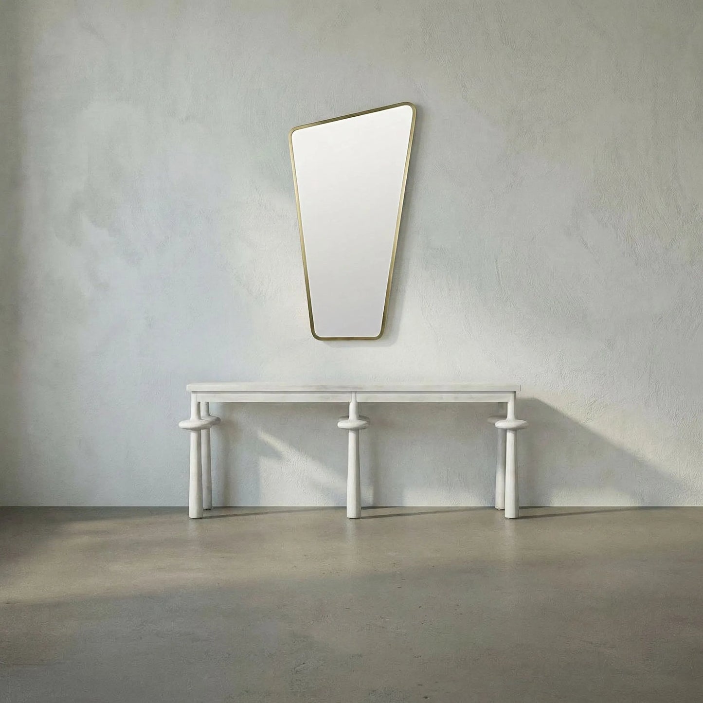 003 SR-707632 | Lifestyle | Juliet Mirror by Noir in antique brass. Made from metal in a modern style.