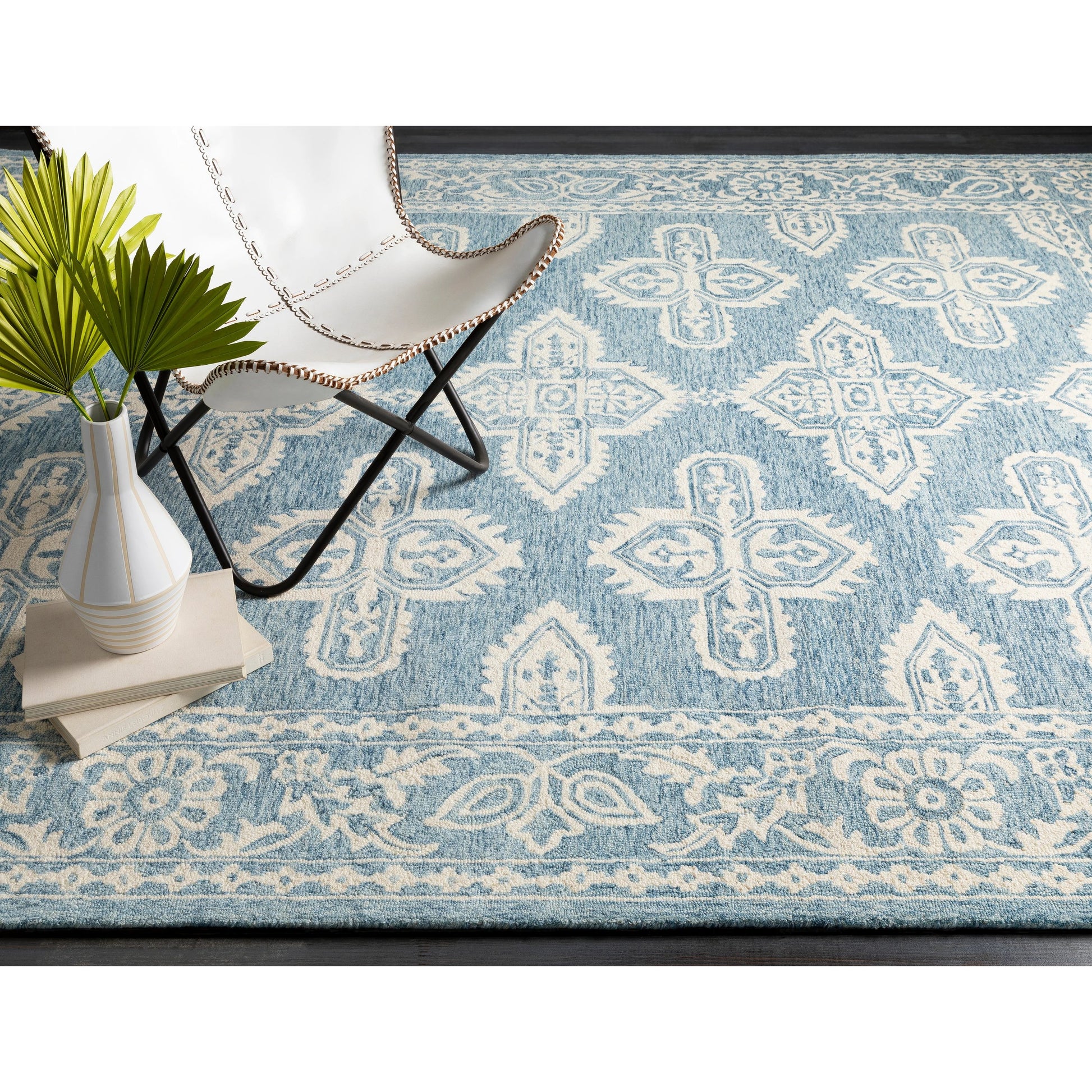 Granada Rug - 23802 by Livabliss. Made from 100% wool in a unique style.
