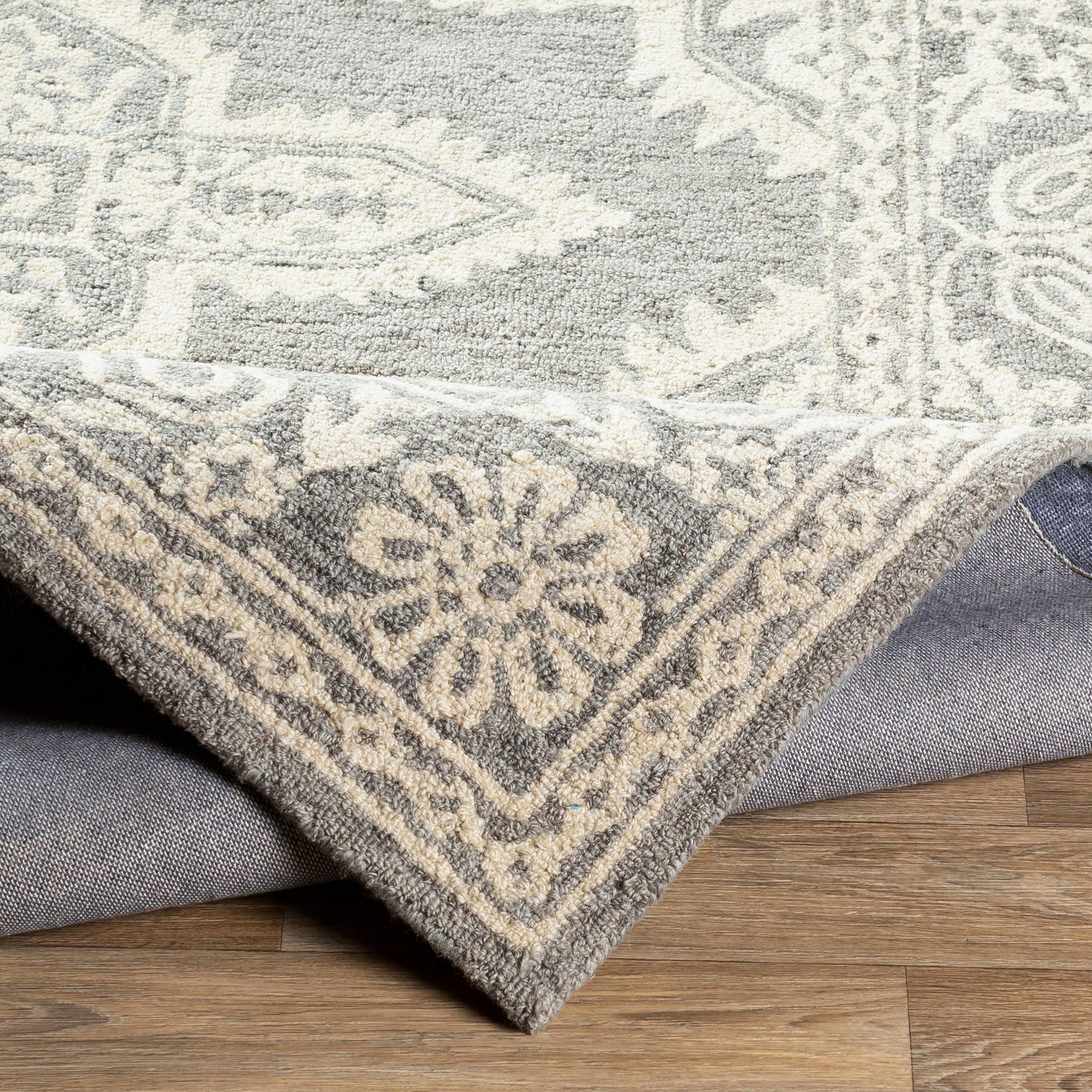 Granada Rug - 23802 by Livabliss. Made from 100% wool in a unique style.