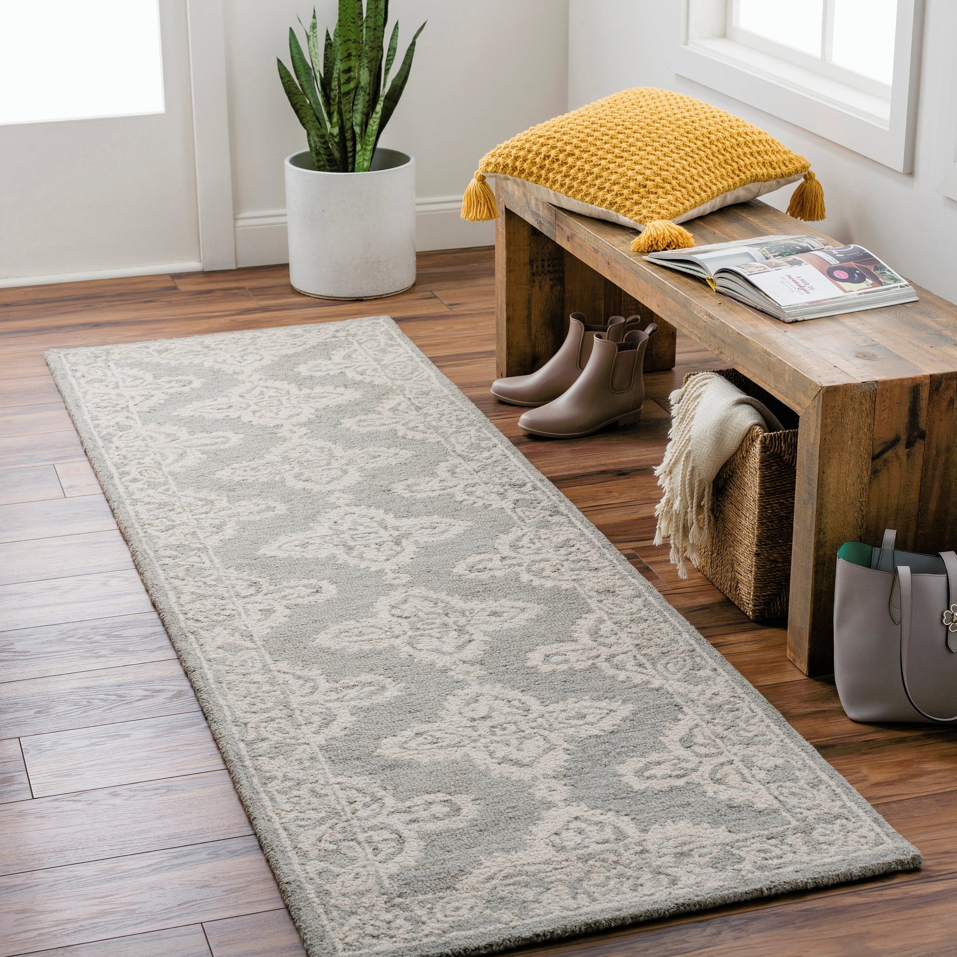 Granada Rug - 23802 by Livabliss. Made from 100% wool in a unique style.