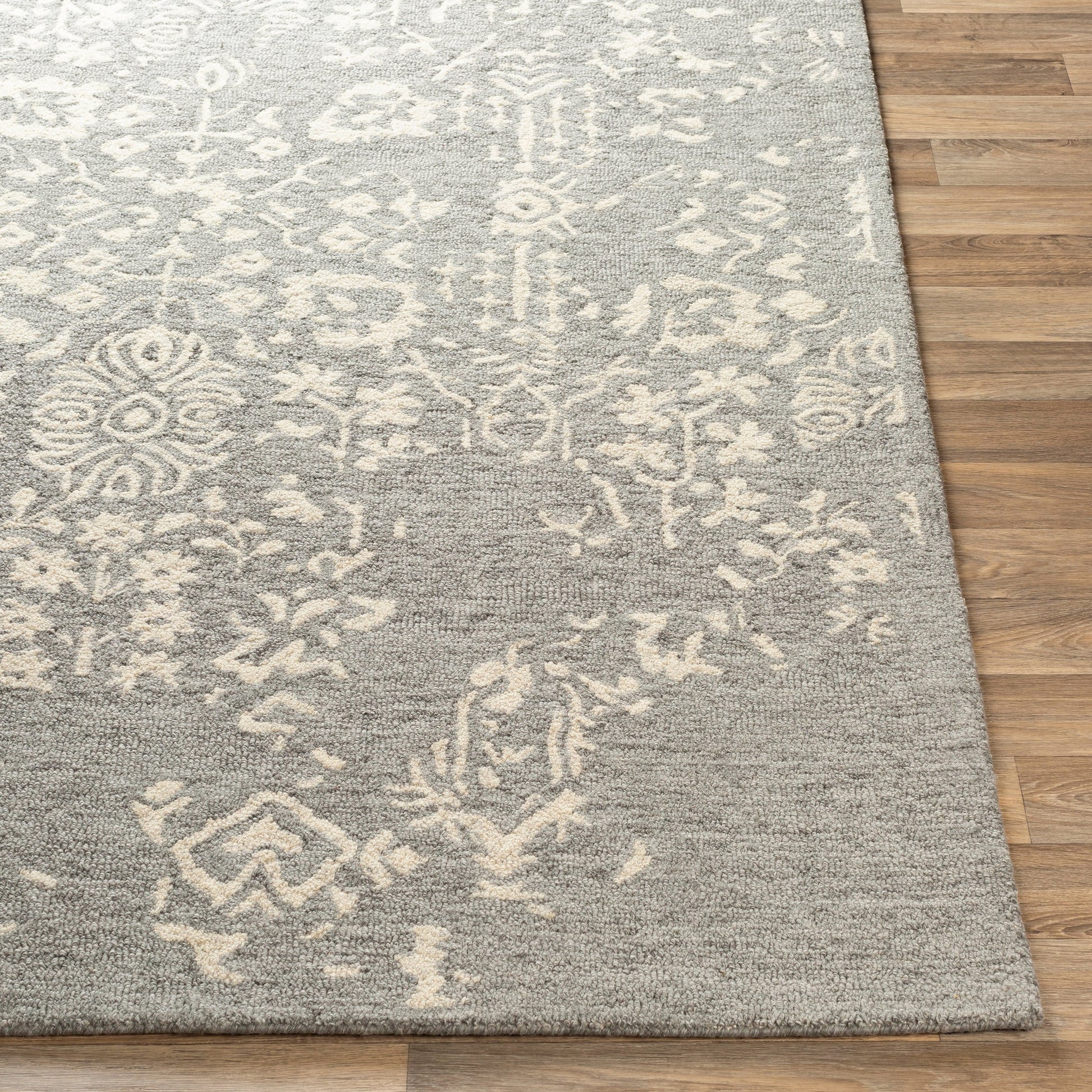 Granada Rug - 23807 by Livabliss. Made from 100% wool in a unique style.
