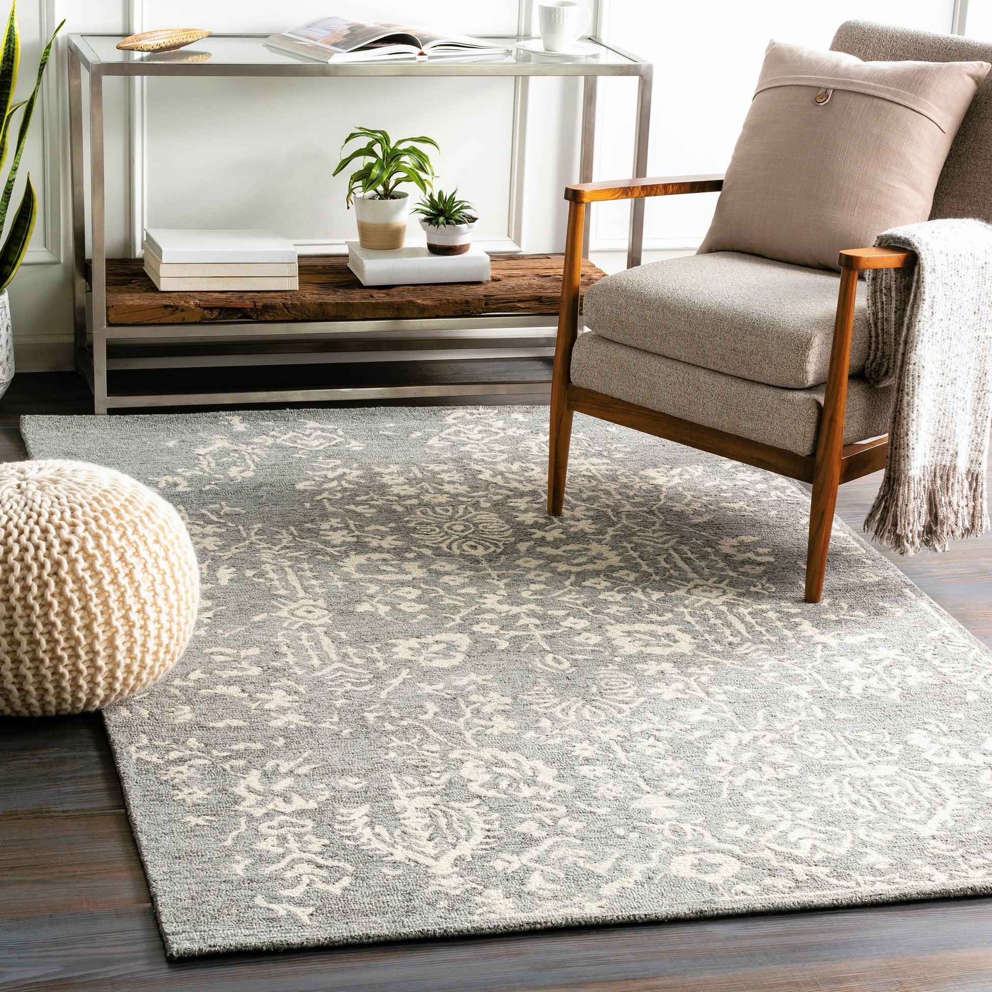 Granada Rug - 23807 by Livabliss. Made from 100% wool in a unique style.
