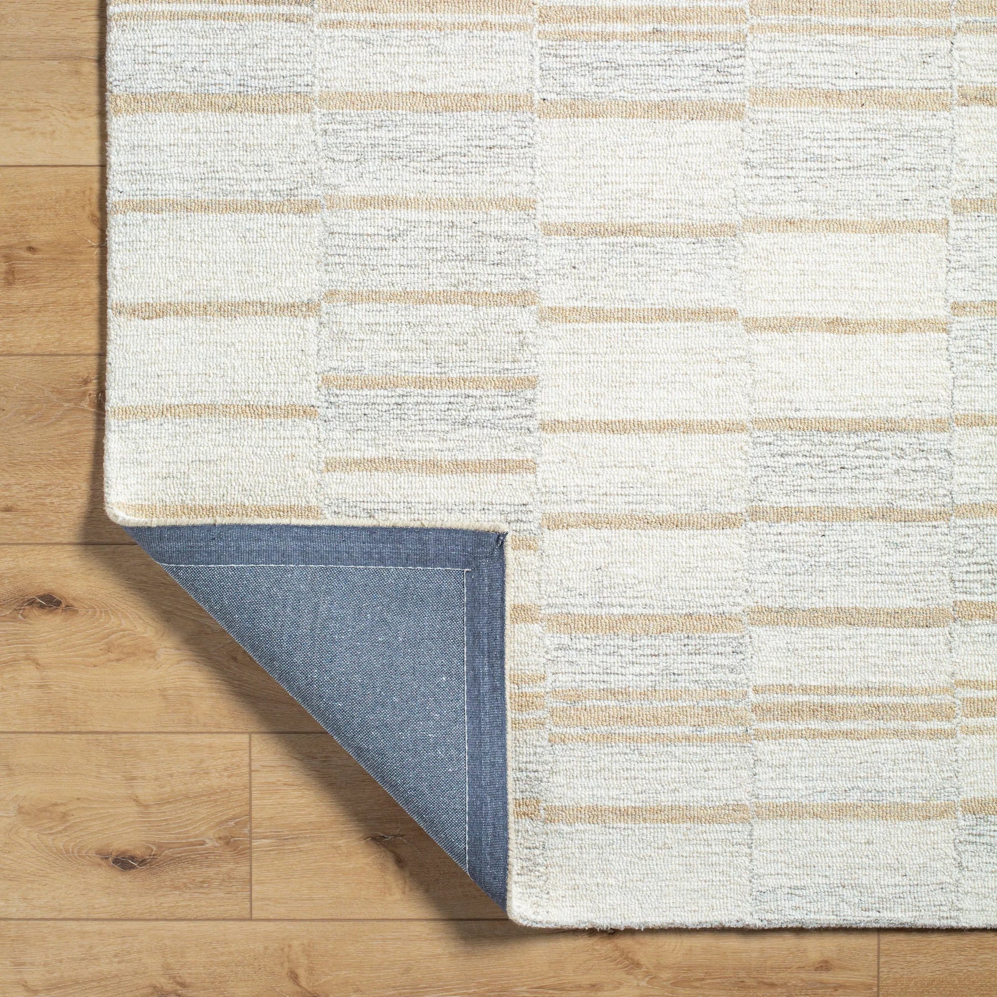 Everton Plus Rug - 32943 by Livabliss. Made from face: 100% wool in a unique style.