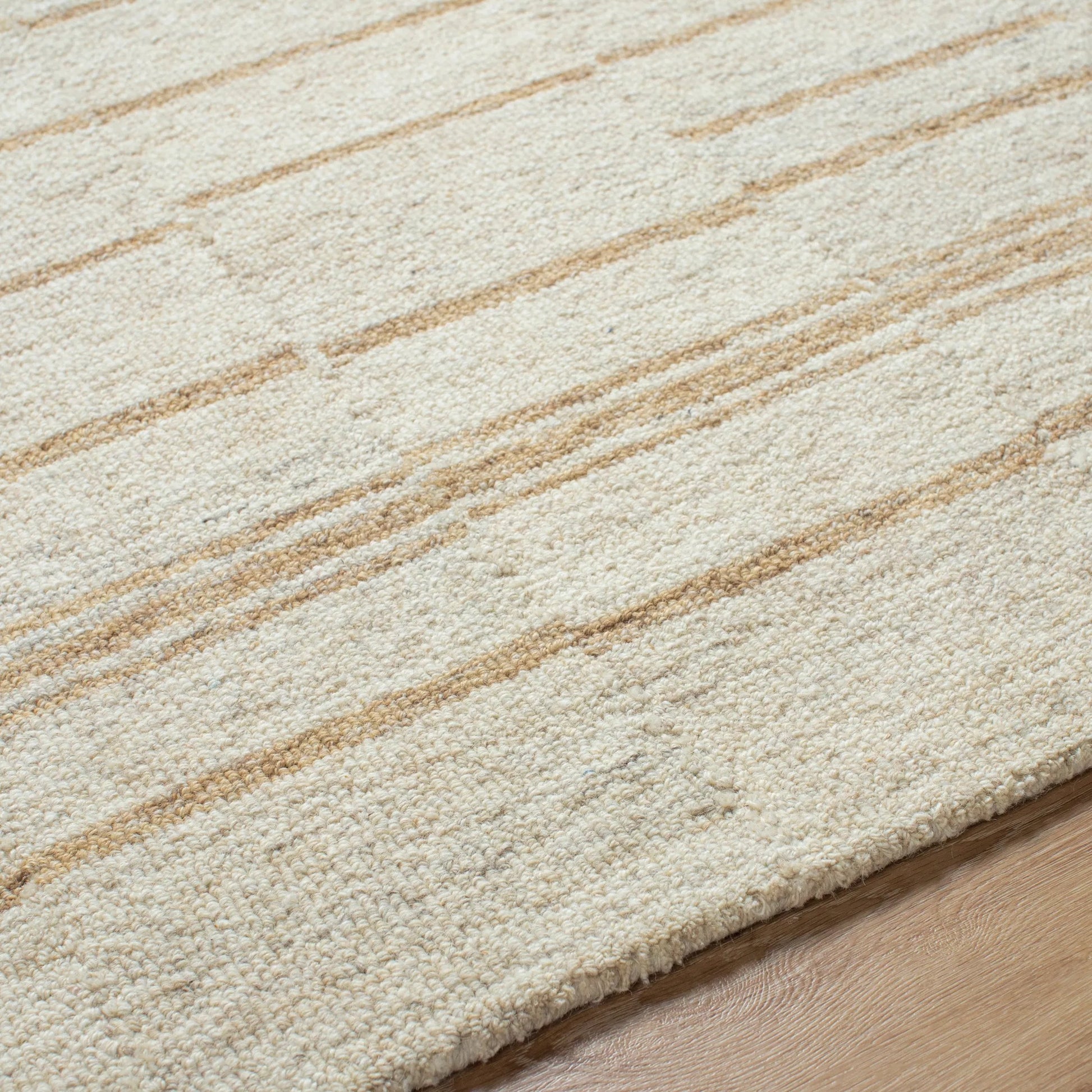 Everton Plus Rug - 32943 by Livabliss. Made from face: 100% wool in a unique style.