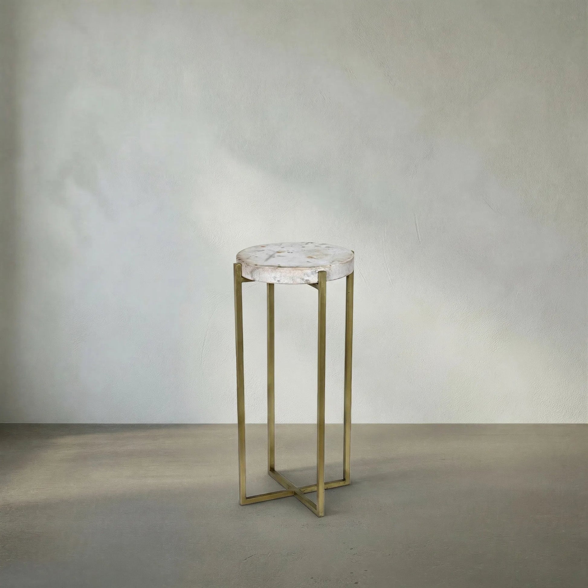Soho Side Table by Noir in antique brass. Made from metal, quartz in a transitional style.