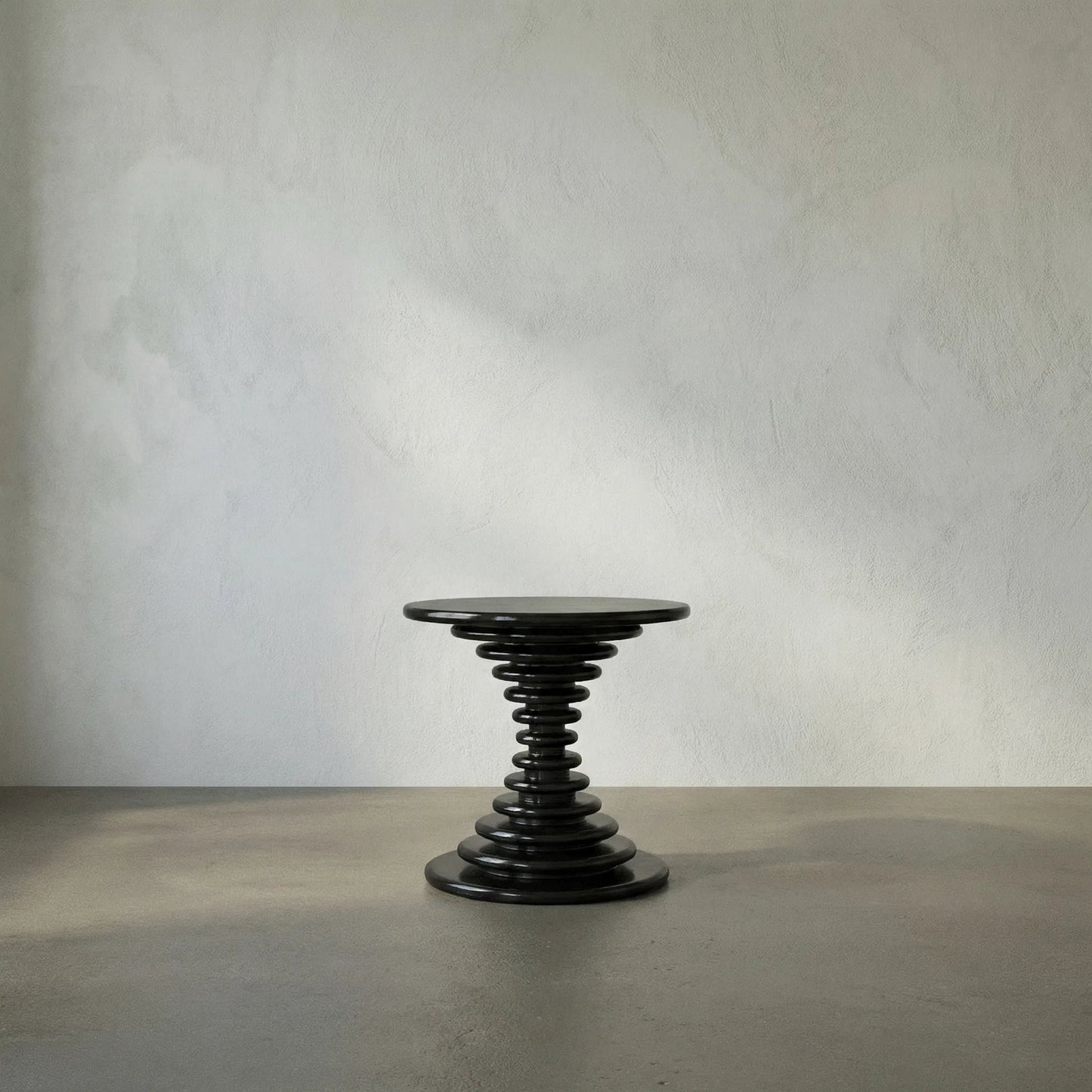 011 S-335422 | Lifestyle | Scheiben Side Table by Noir in hand rubbed black. Made from mahogany in a modern style.