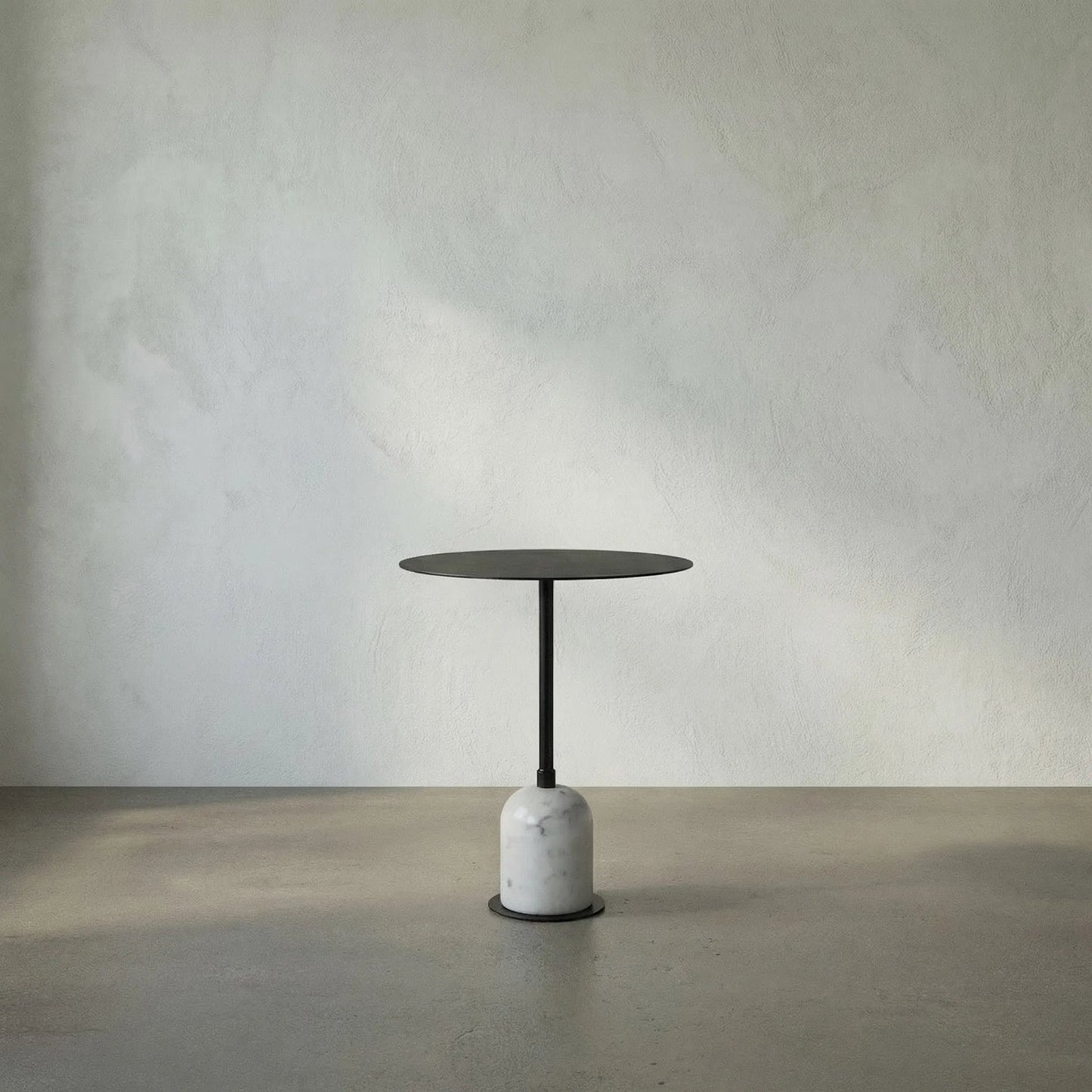 008 SI-2383631 | Lifestyle | Letitia Side Table by Noir in matte black. Made from iron, marble in a modern style.