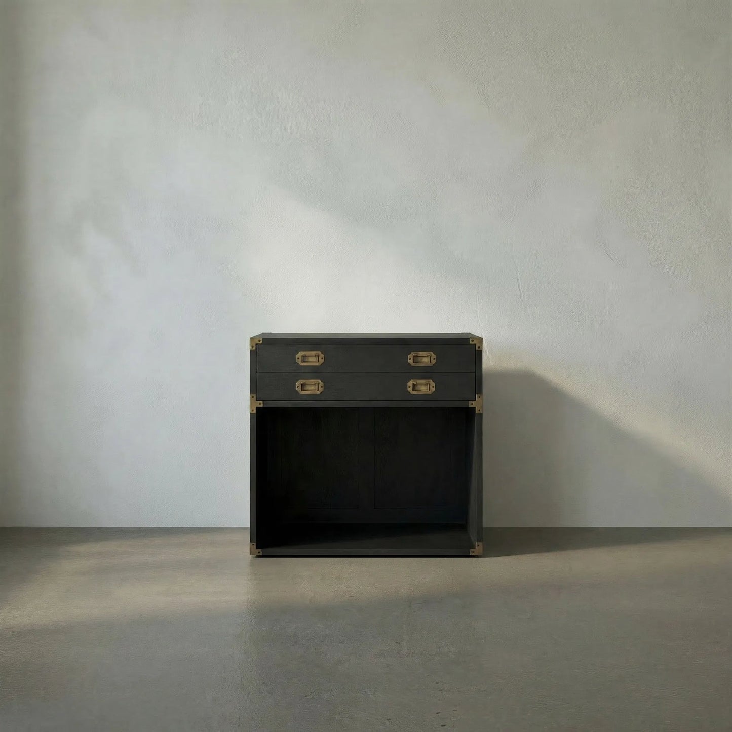 007 SR-783653 | Lifestyle | Campaign Chest by Noir in pale. Made from mahogany in a transitional style.