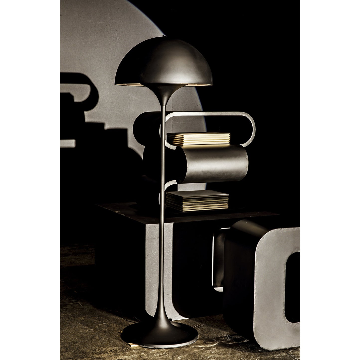 011 SR-834061 | Lifestyle | Nada Side Table by Noir in black metal. Made from metal in a modern style.