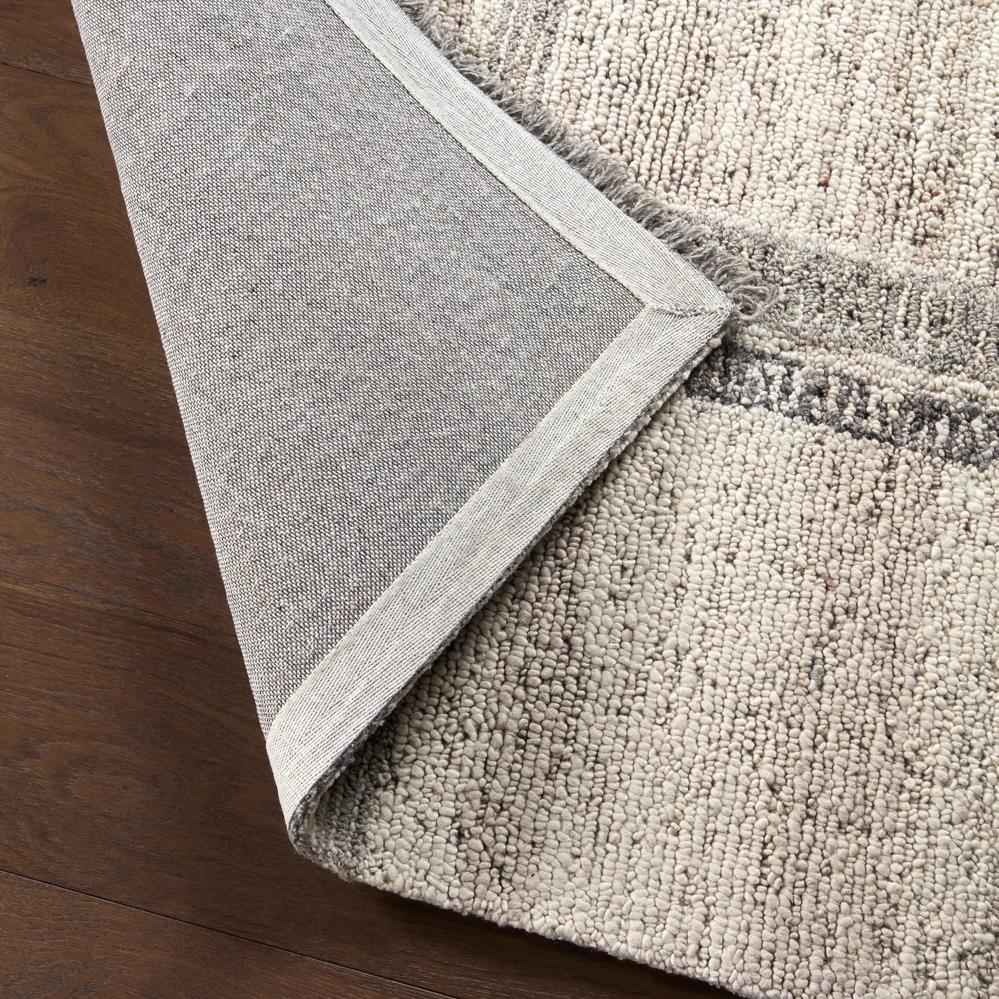 Hadi HAD08 Rug by Jaipur Living in ivory, gray. Made from 100% wool in a unique style.