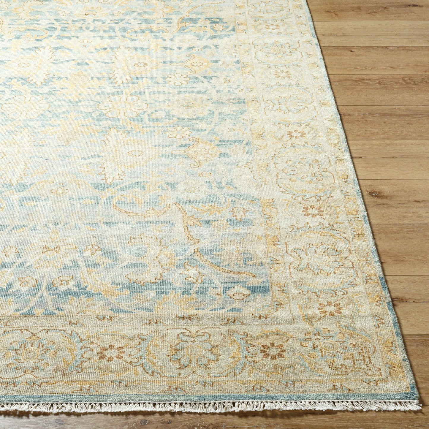 003 SI-1917543,SI-1917544,SI-1917545,SI-1917546,SI-1917547 | Closeup | Hamadan Rug - 31441 by Surya in beige, teal, pale blue, mustard, brown. Made from main: 70% wool, main: 30% viscose in a unique style.