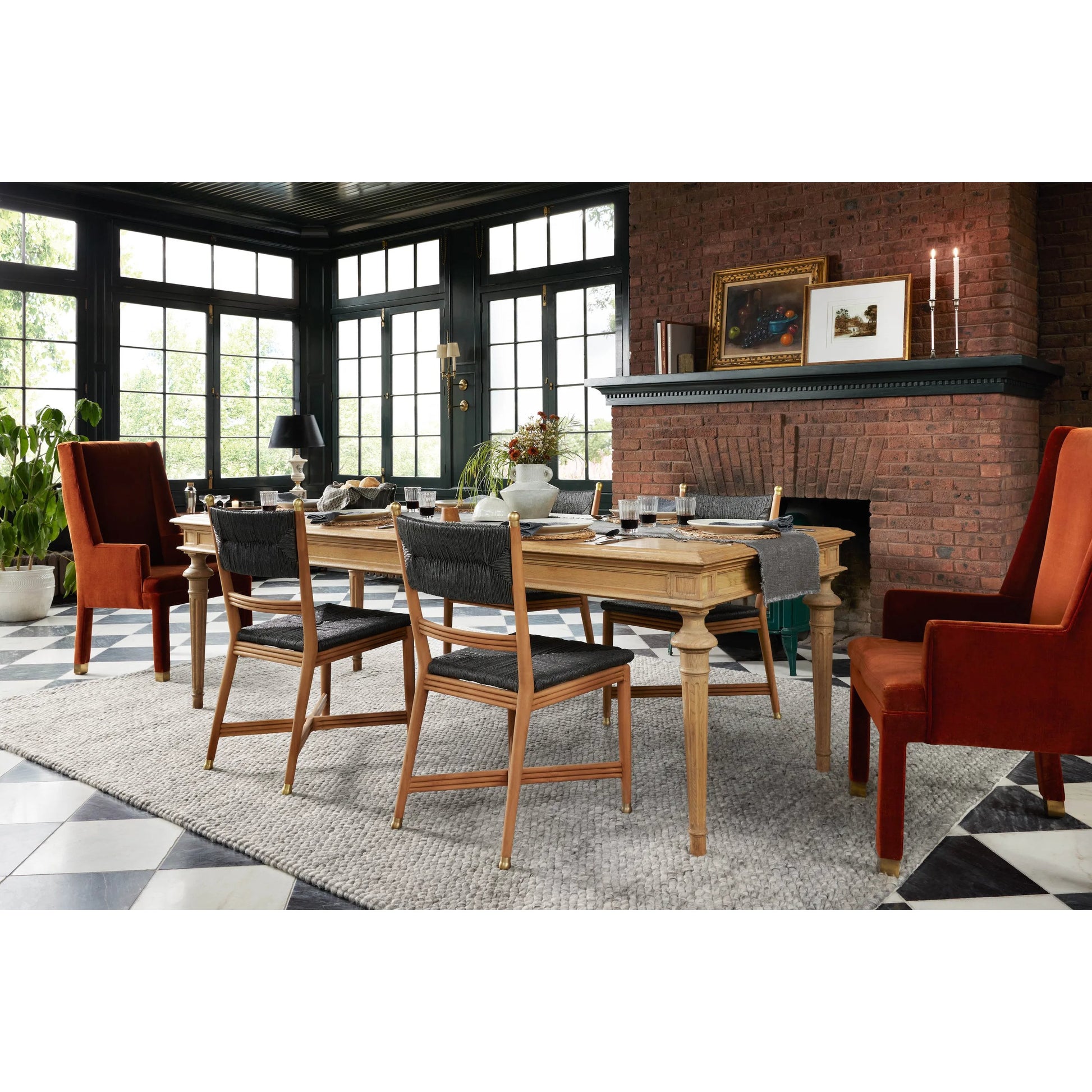 Hendrick HEN-01 Rug by Jean Stoffer x Loloi. Made from 100% wool in a unique style.