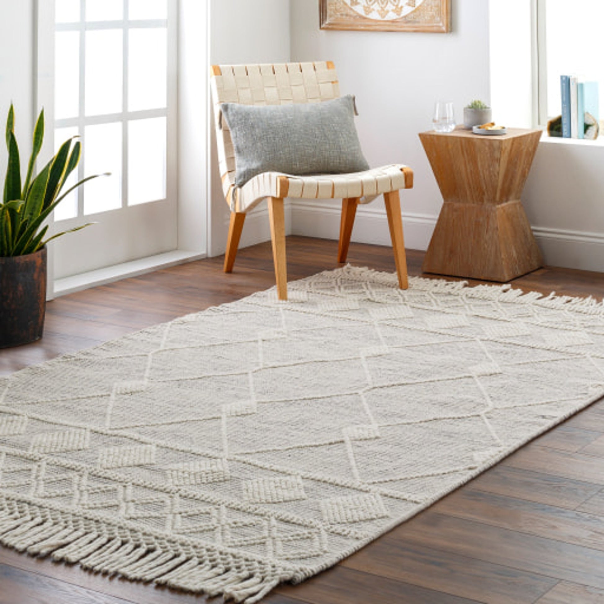 Hemingway Rug - 31308 by Livabliss in ivory, black. Made from 60% wool, 40% polyester in a unique style.