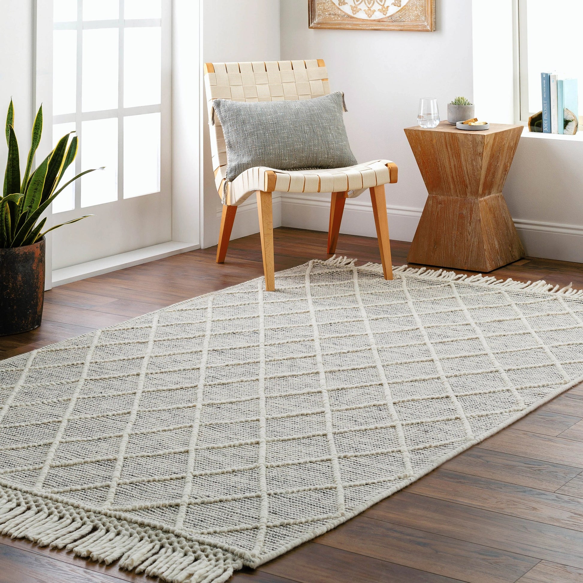 Hemingway Rug - 31309 by Livabliss in ivory, black. Made from 60% wool, 40% polyester in a unique style.