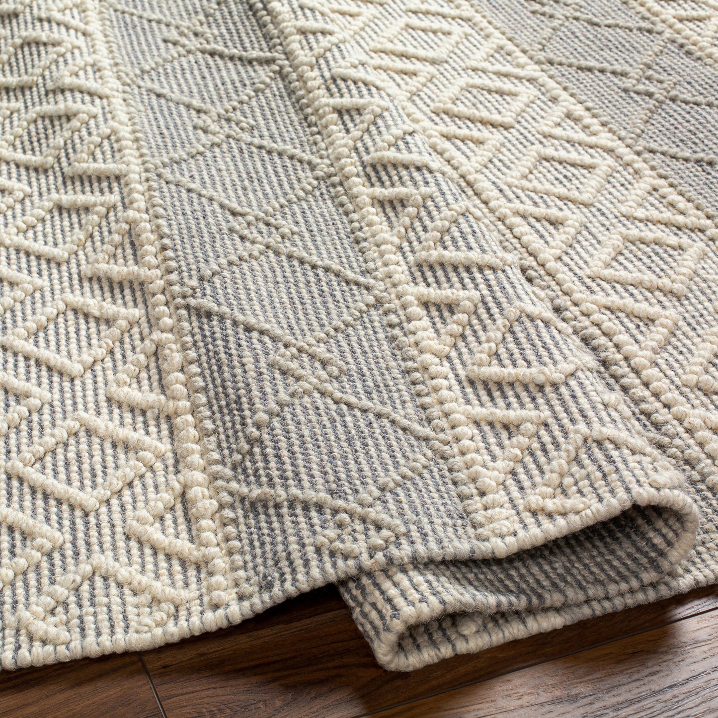 004 SI-1882566,SI-1882567,SI-1882569,SI-1882571,SI-1882572 | Closeup | Hemingway HMG-2308 Rug by Livabliss in ivory, beige, taupe. Made from 60% wool, 40% polyester in a unique style.