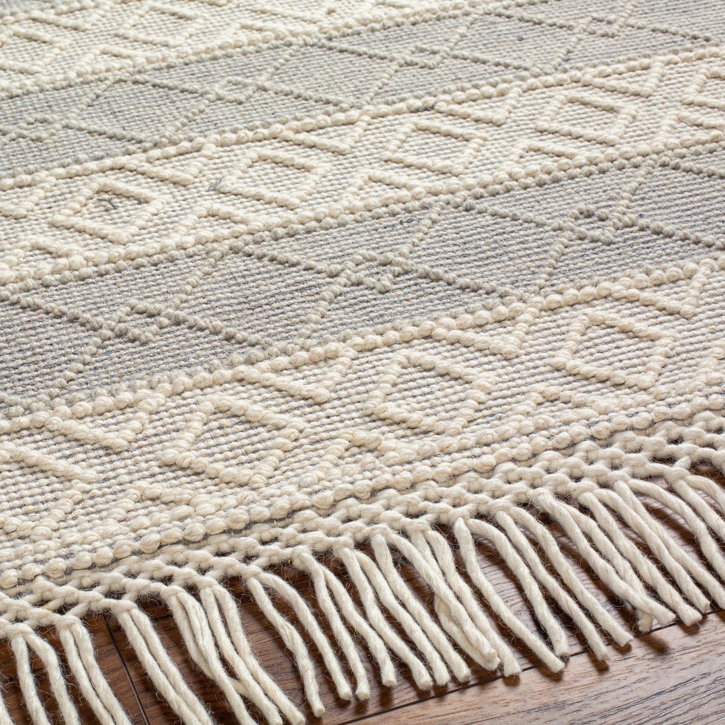 002 SI-1882566,SI-1882567,SI-1882569,SI-1882571,SI-1882572 | Closeup | Hemingway HMG-2308 Rug by Livabliss in ivory, beige, taupe. Made from 60% wool, 40% polyester in a unique style.
