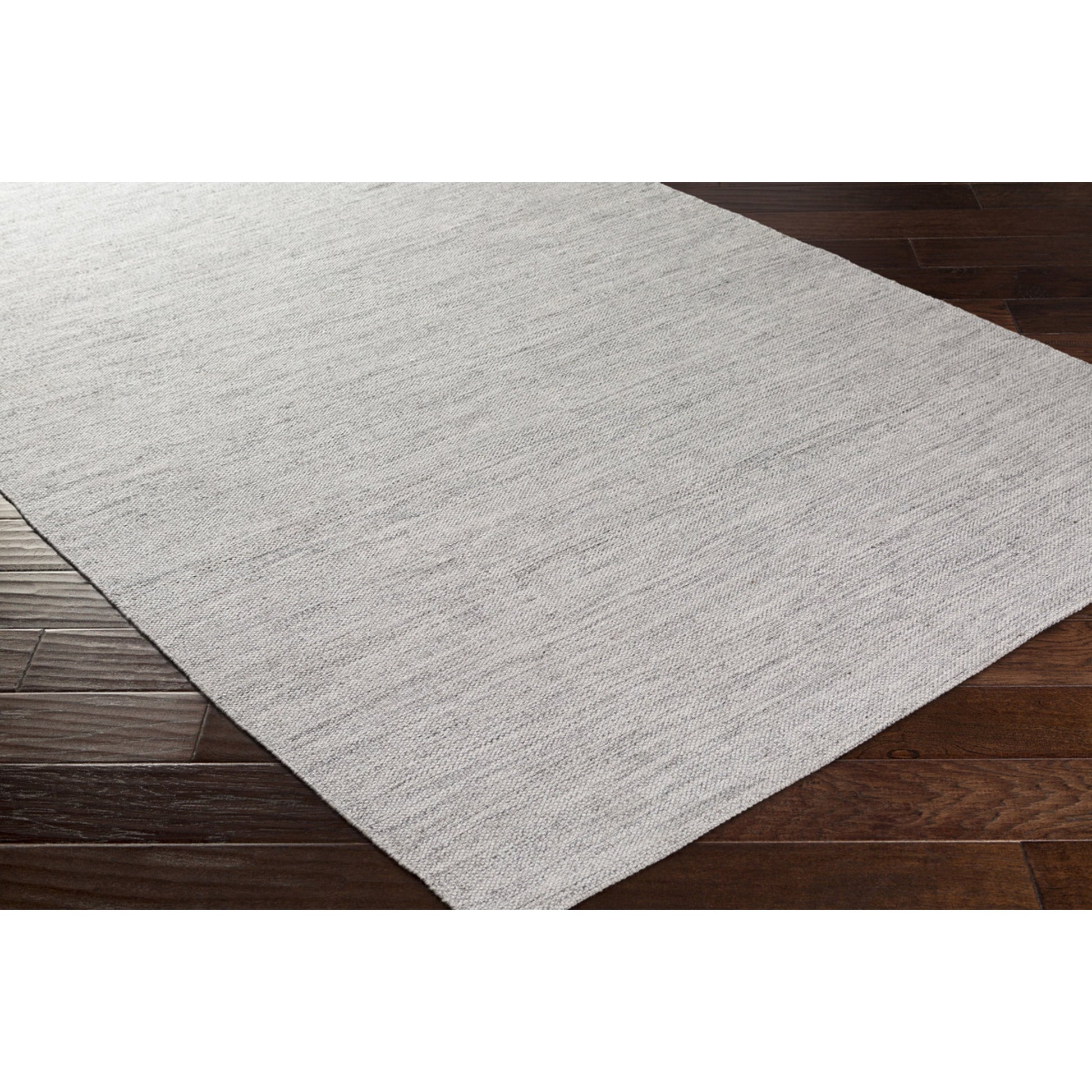 Holmes HMS-5000 Rug by Surya. Made from 70% viscose, 30% wool in a unique style.
