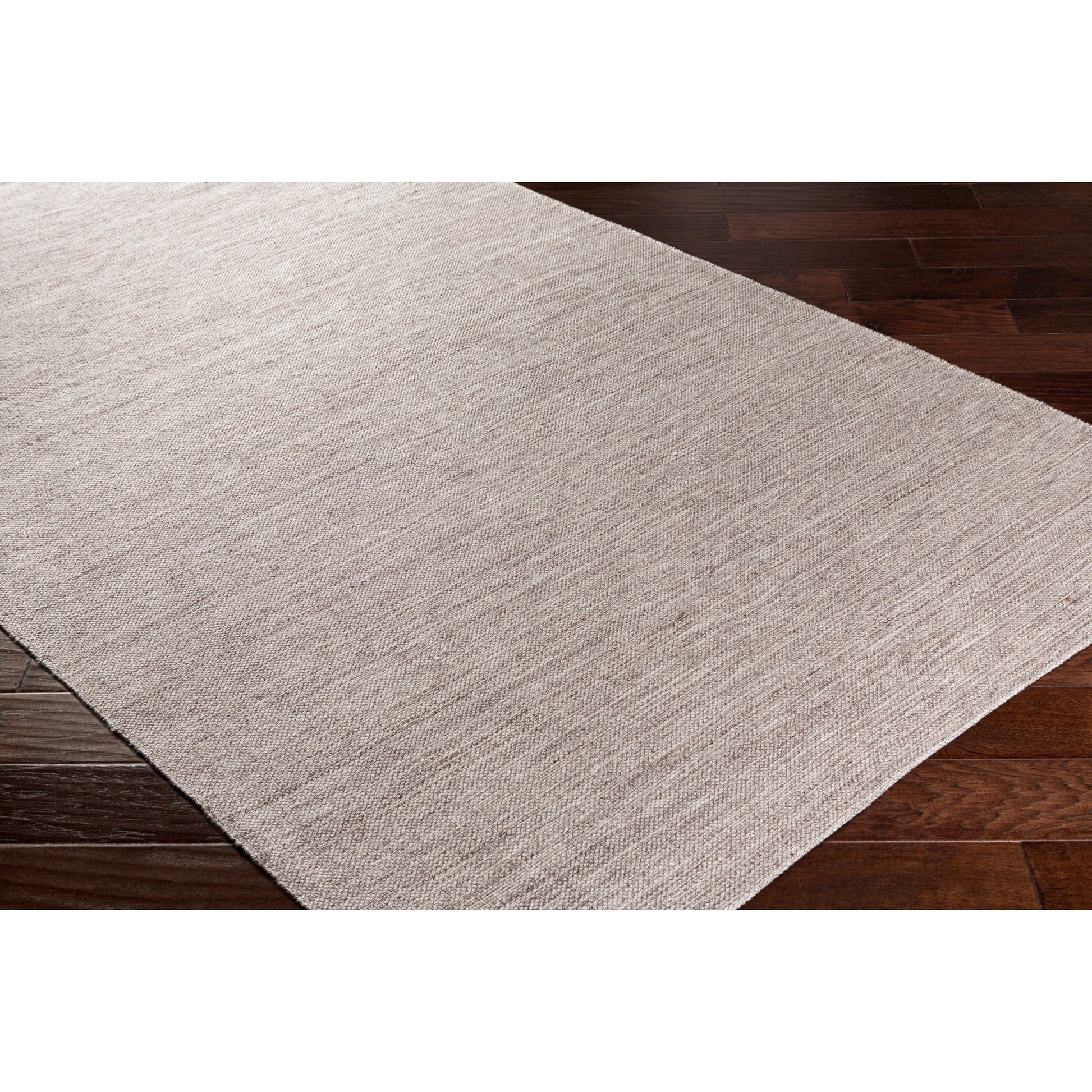 Holmes HMS-5000 Rug by Surya. Made from 70% viscose, 30% wool in a unique style.