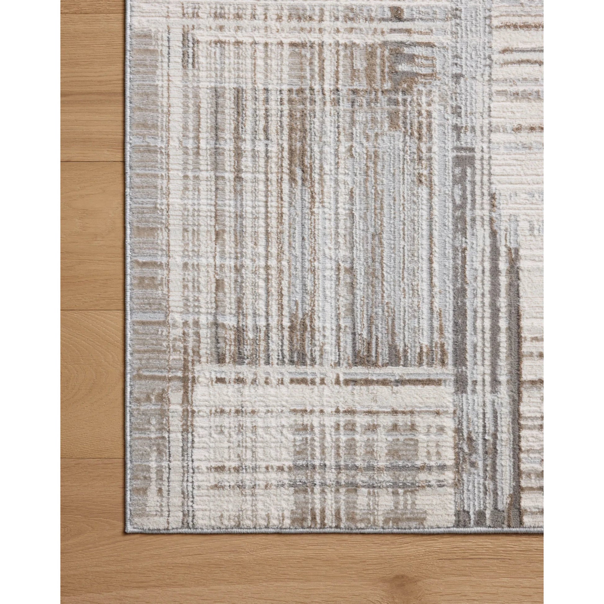 Hollis HOL-02 Rug by Loloi in pebble, ivory. Made from 100% polyester in a unique style.