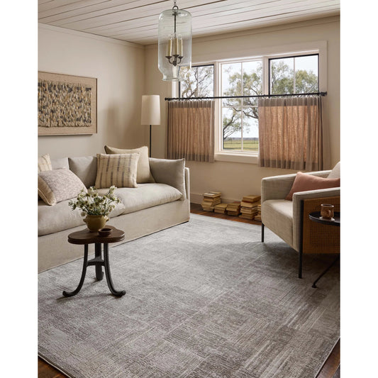 Hollis HOL-04 Rug by Loloi in smoke, mist. Made from 100% polyester in a unique style.