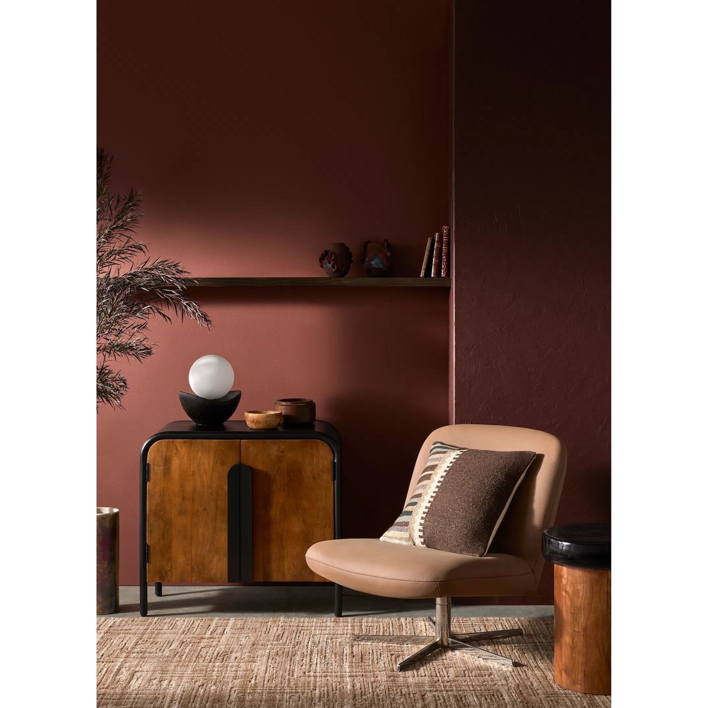 009 SI-2132475 | Lifestyle | Harpiste - 525747 by Surya in chrome. Made from unique in a modern style.