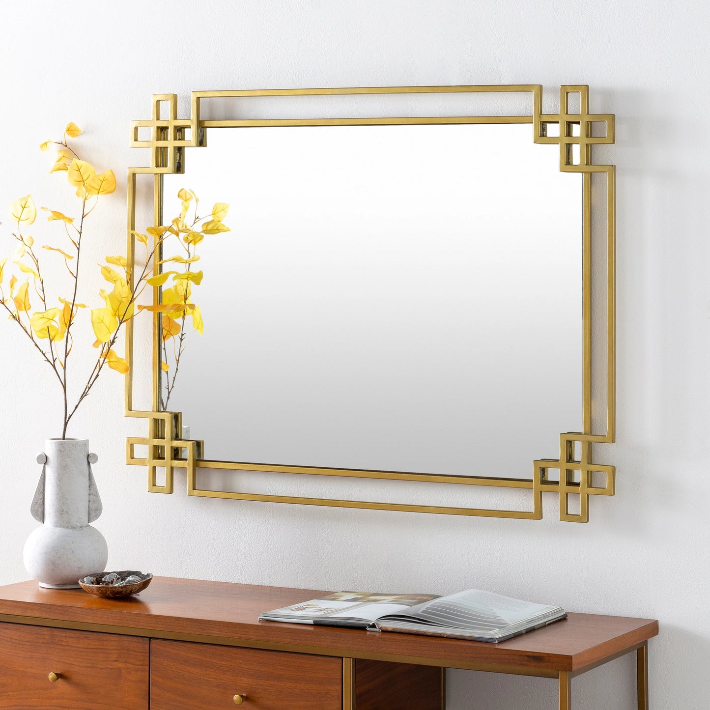 002 SI-1890488 | Lifestyle | Seth - 30918 by Livabliss in gold and powder coated. Made from metal in a transitional style.