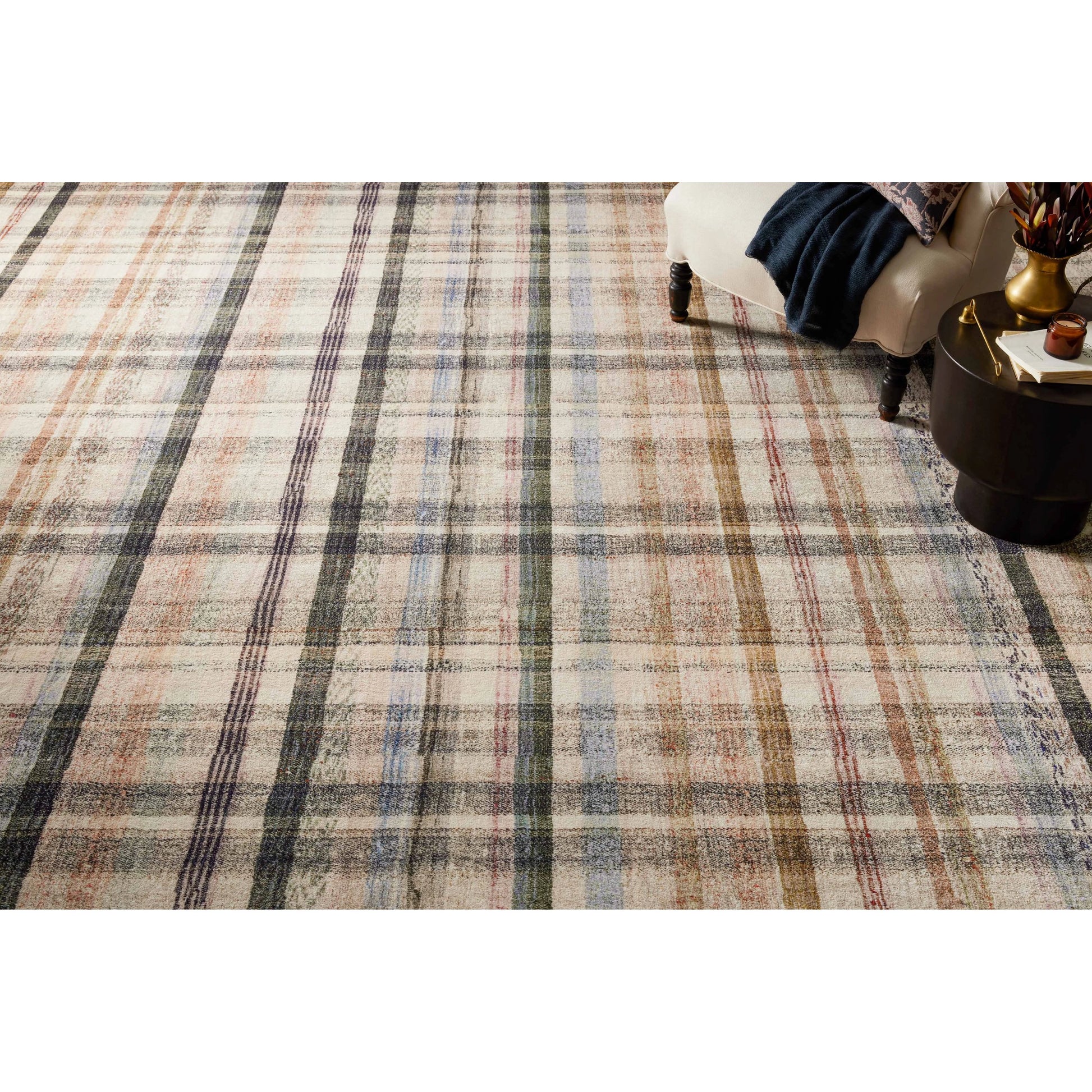 Humphrey HUM-02 Rug by Chris Loves Julia x Loloi in ivory, multi. Made from 100% polyester in a unique style.