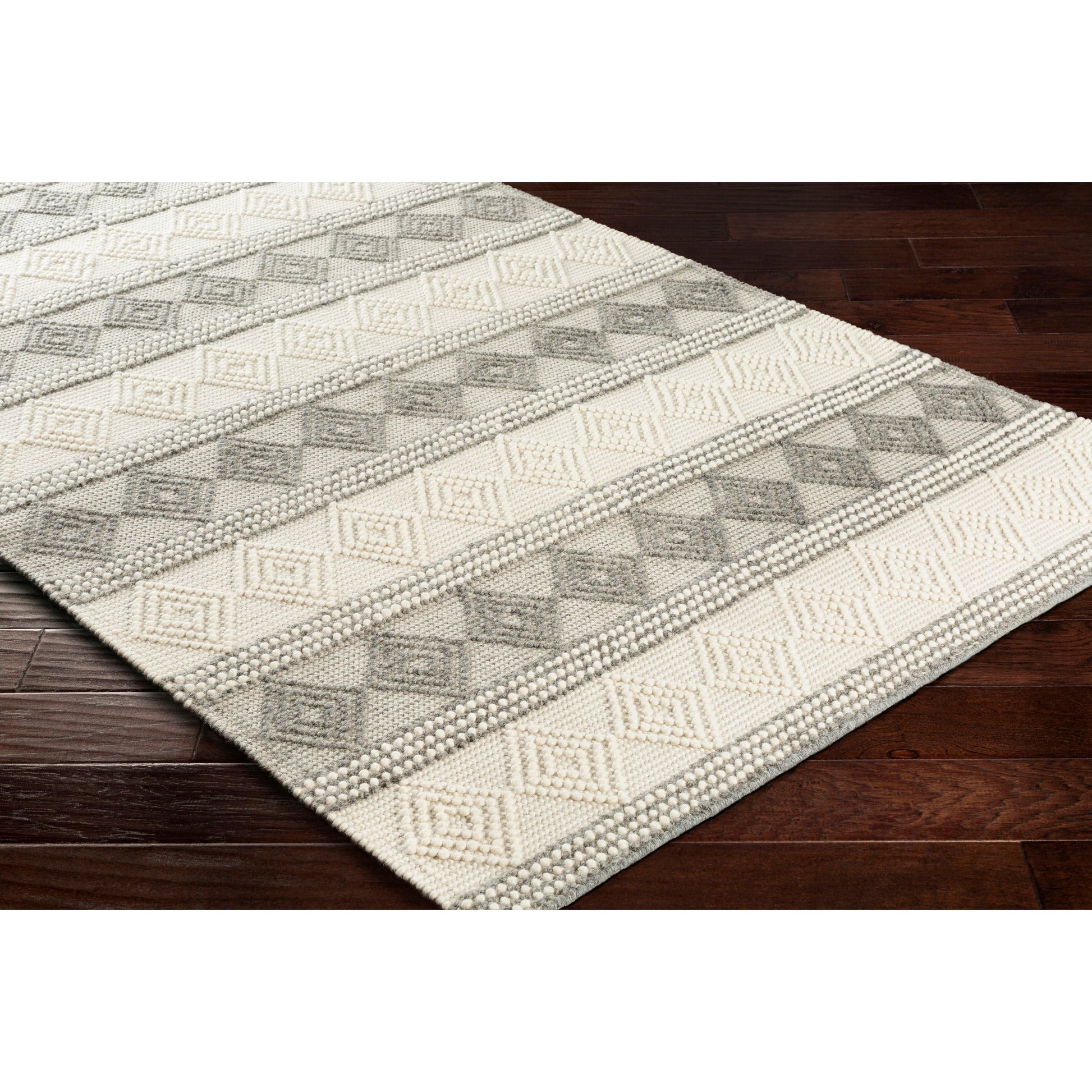 Hygge Rug - 23225 by Livabliss. Made from 100% wool in a unique style.