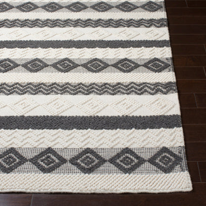 Hygge HYG-2301 Rug by Surya in black, white. Made from 100% wool in a unique style.